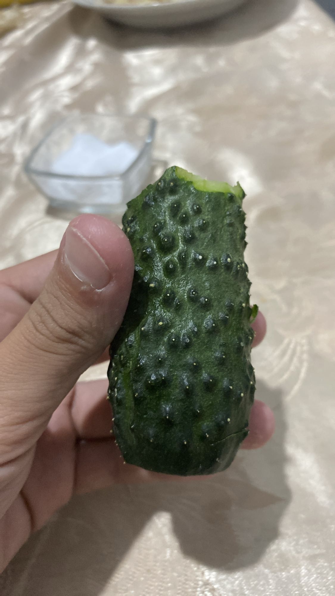 Огурец свежий