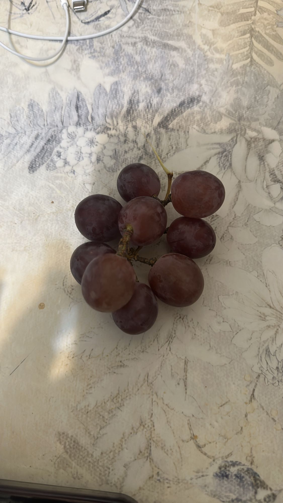 Red Grapes Snack