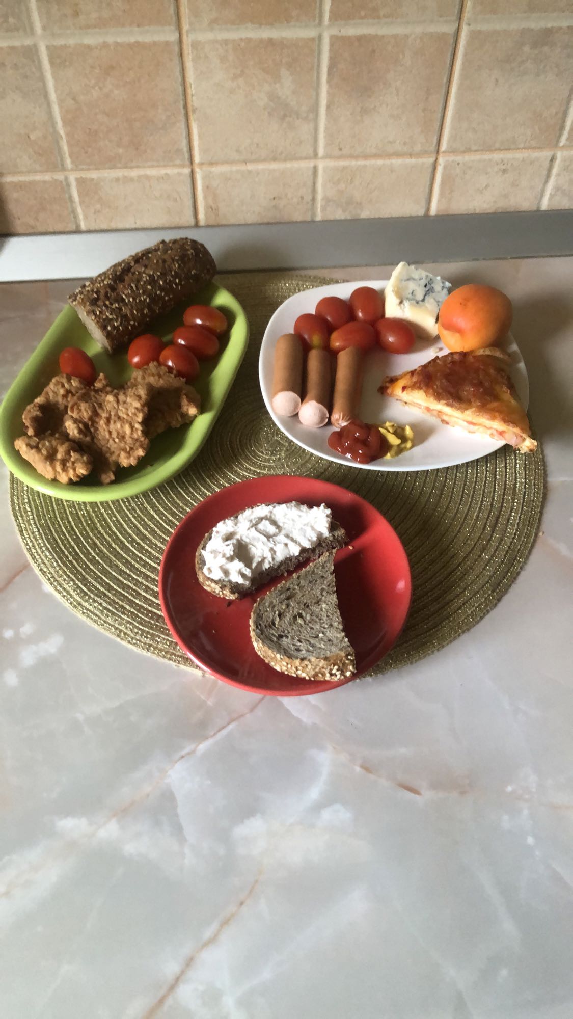 Mic dejun mixt bogat