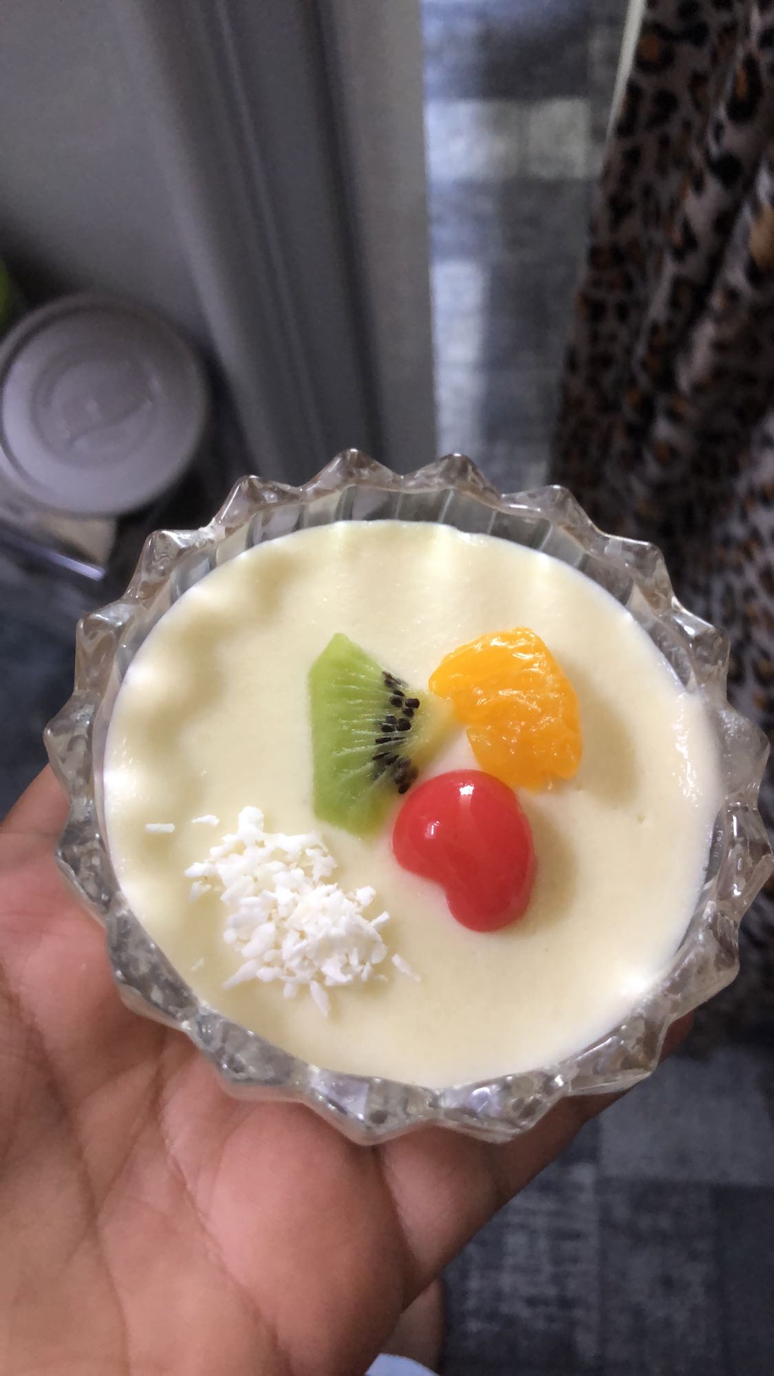 Fruktpudding med grädde