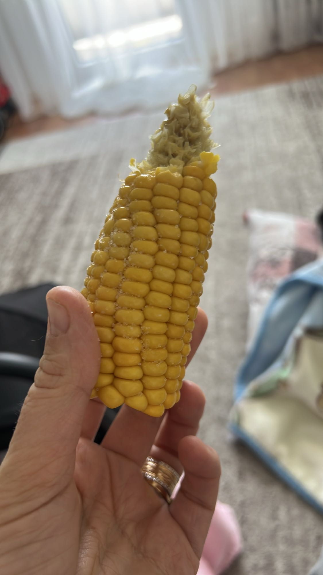 Haşlanmış mısır koçanı