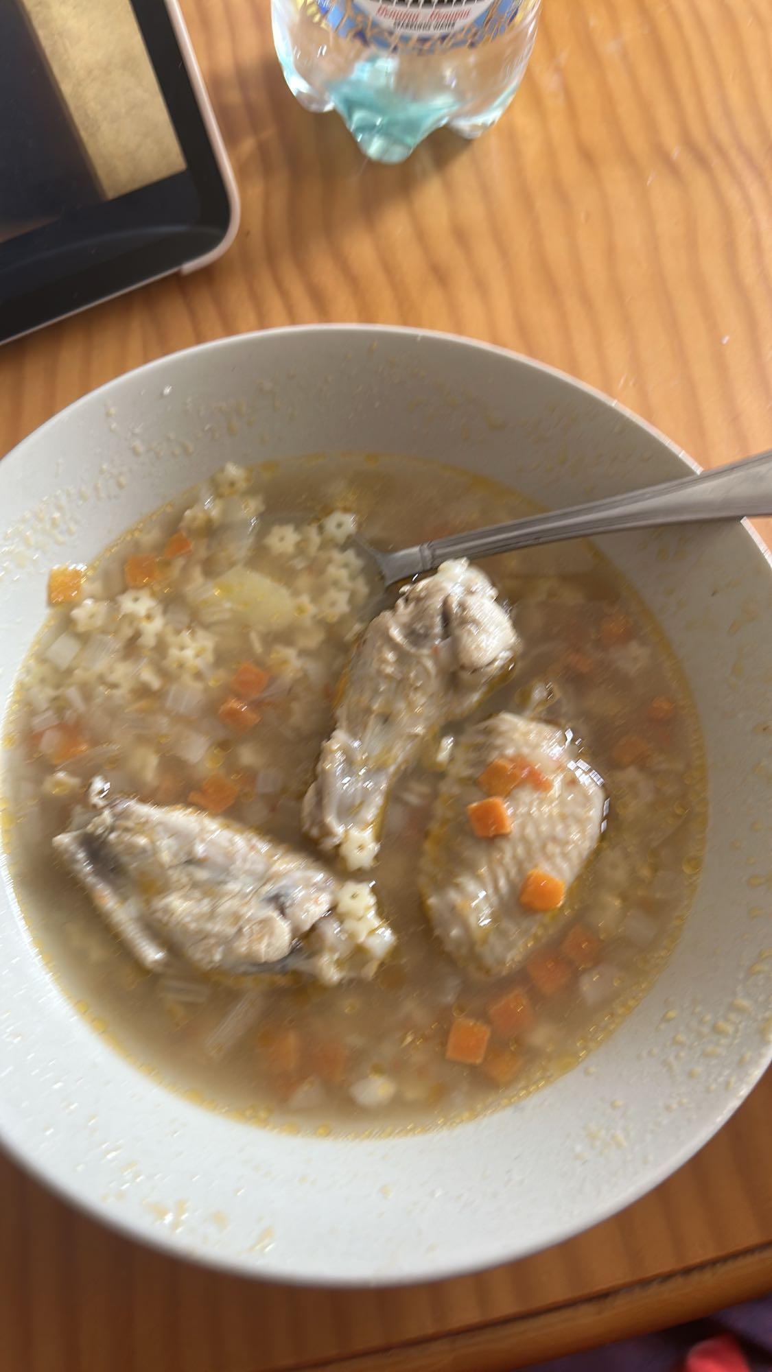 sopa de pollo con pasta