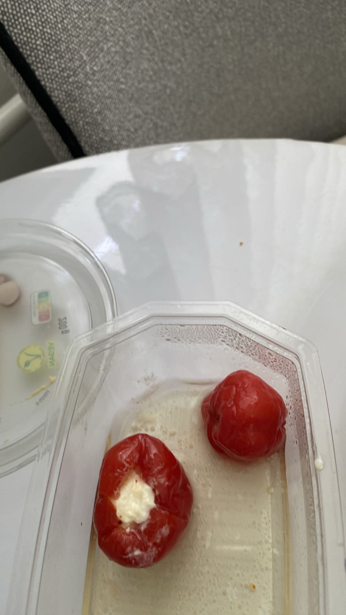 Gefüllte Peperoni mit Käse