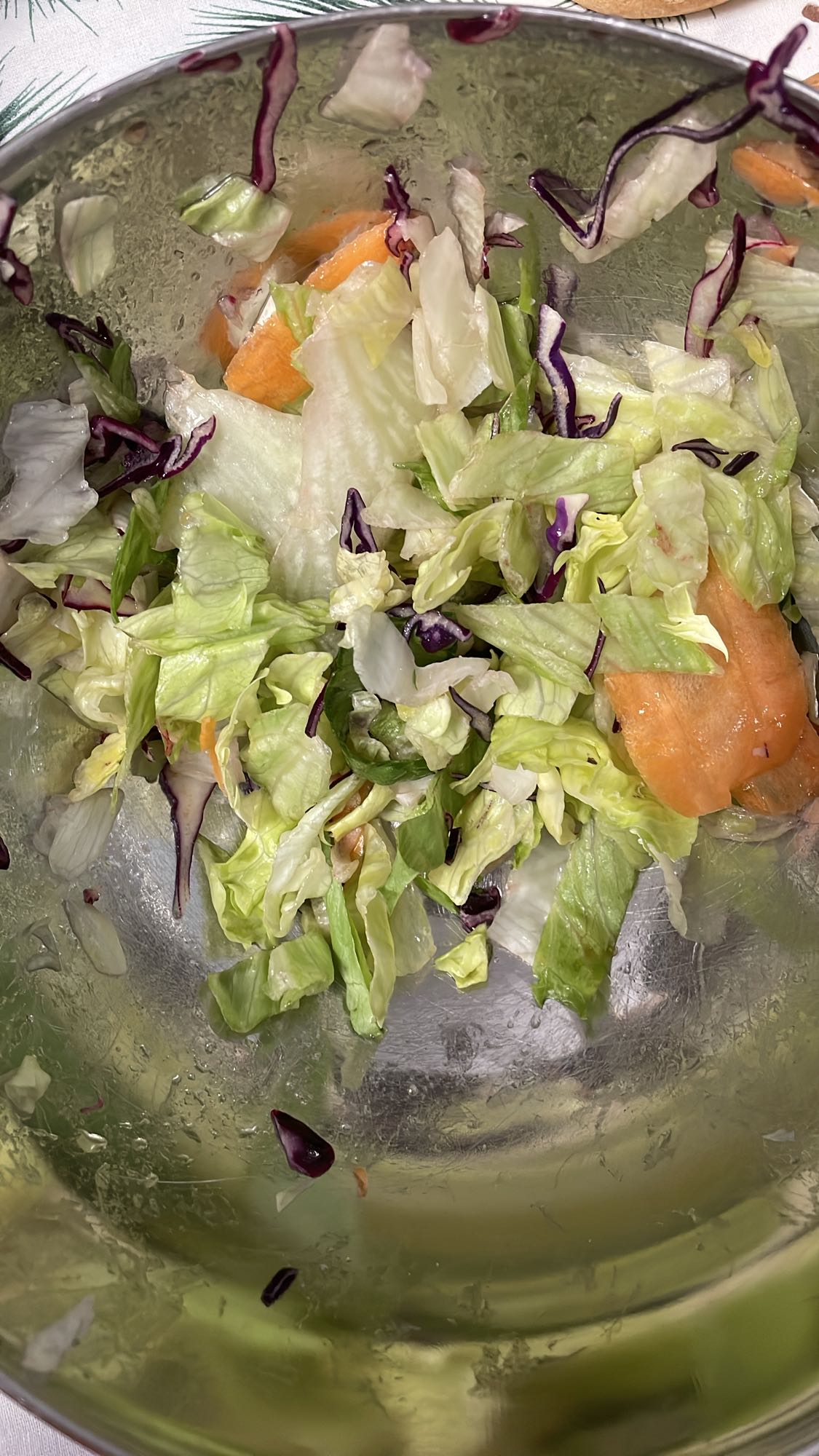 Salată simplă de legume