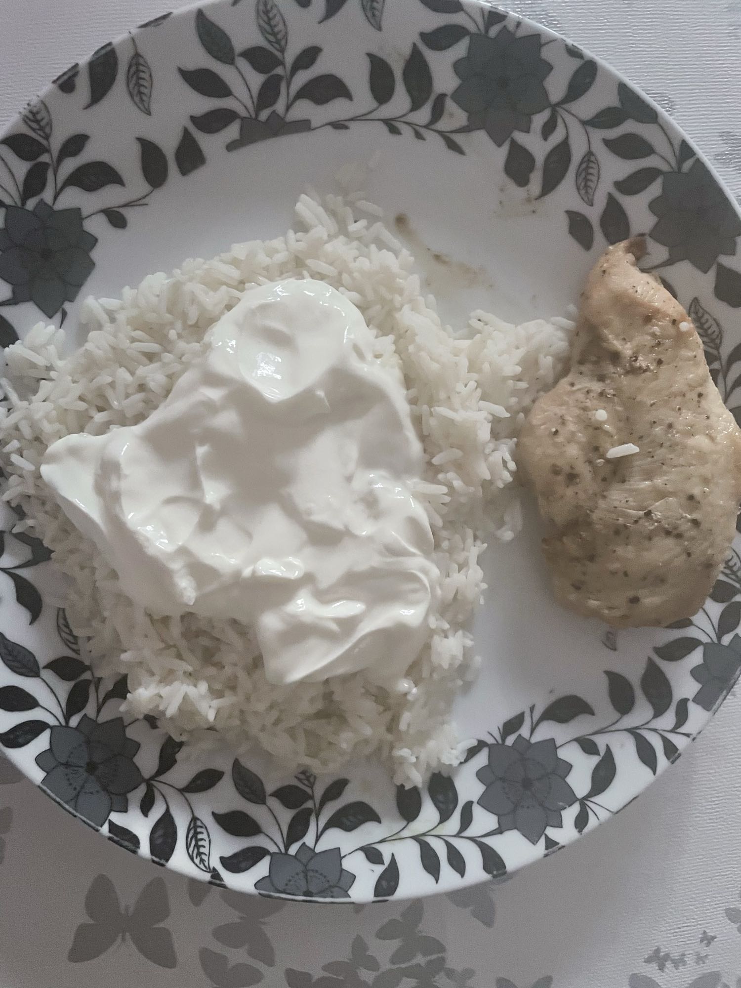 Tavuklu Yoğurtlu Pilav