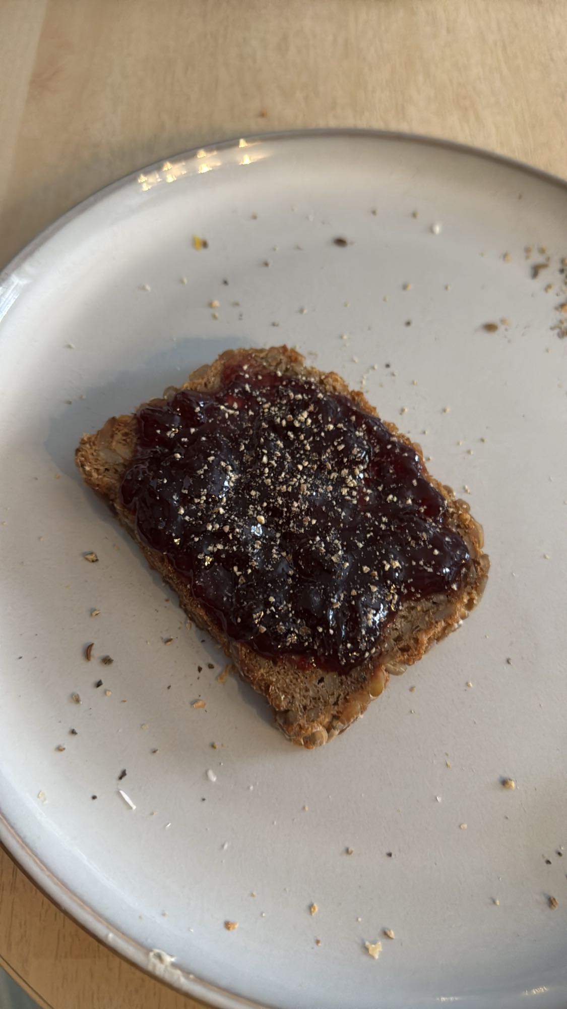 Volkoren toast met jam