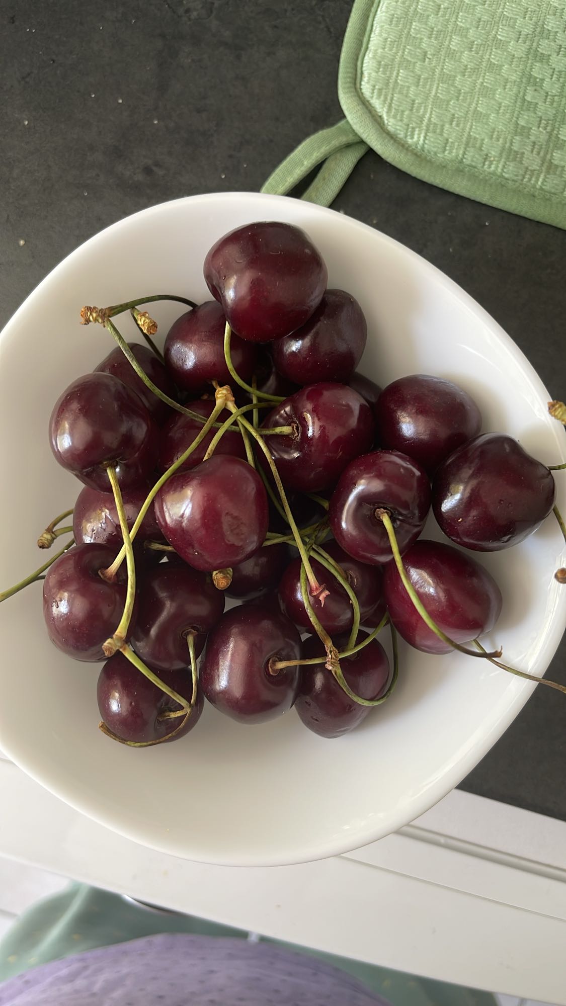 Cireșe proaspete