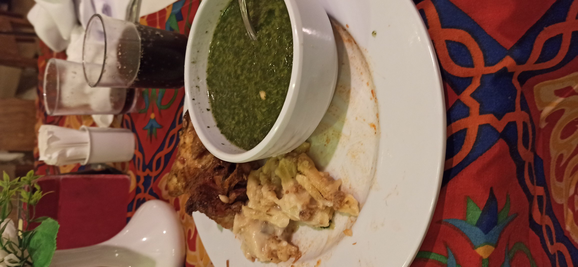 Molokhia mit Pasta & Huhn