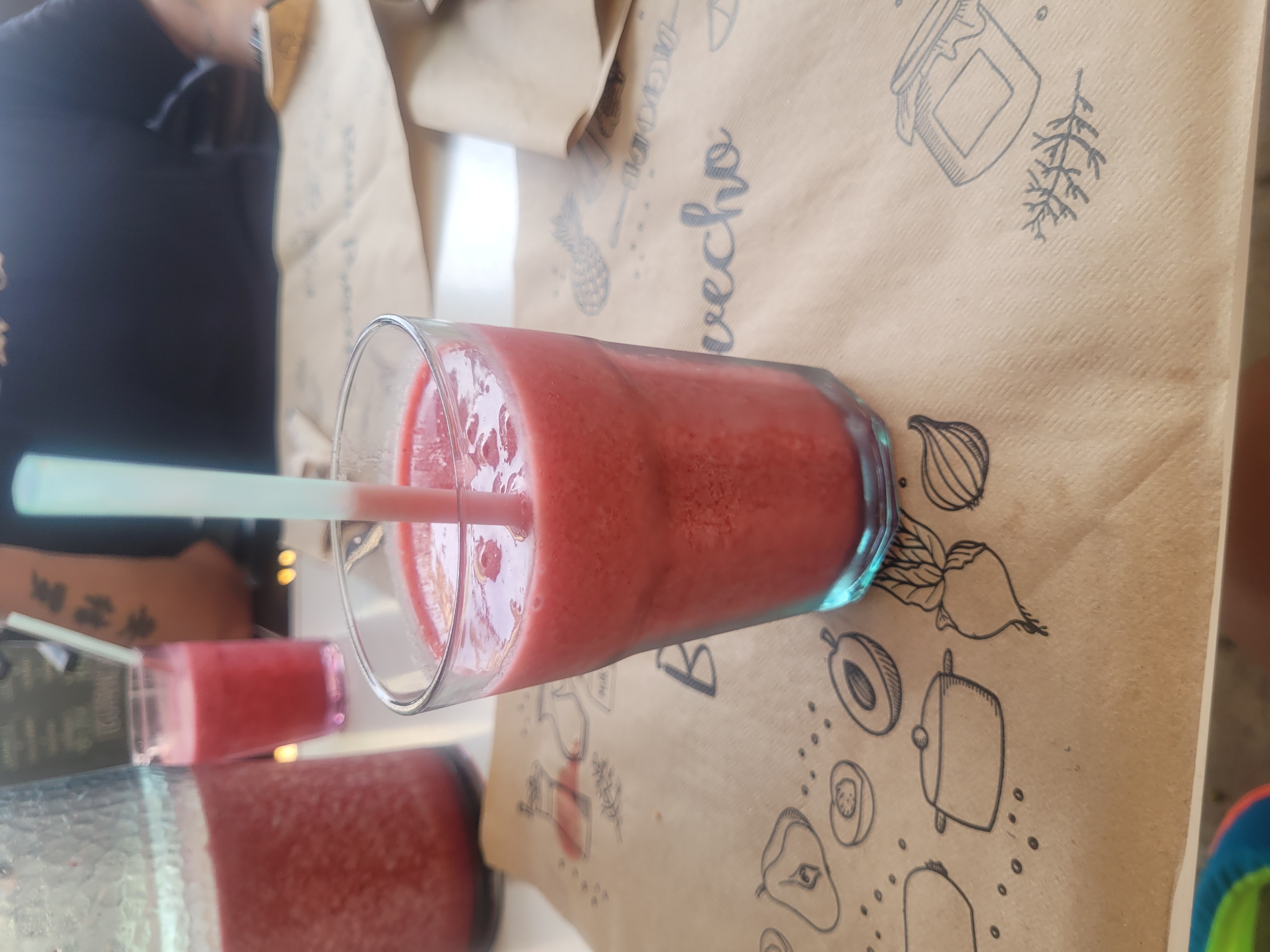 batido de frutas rojas