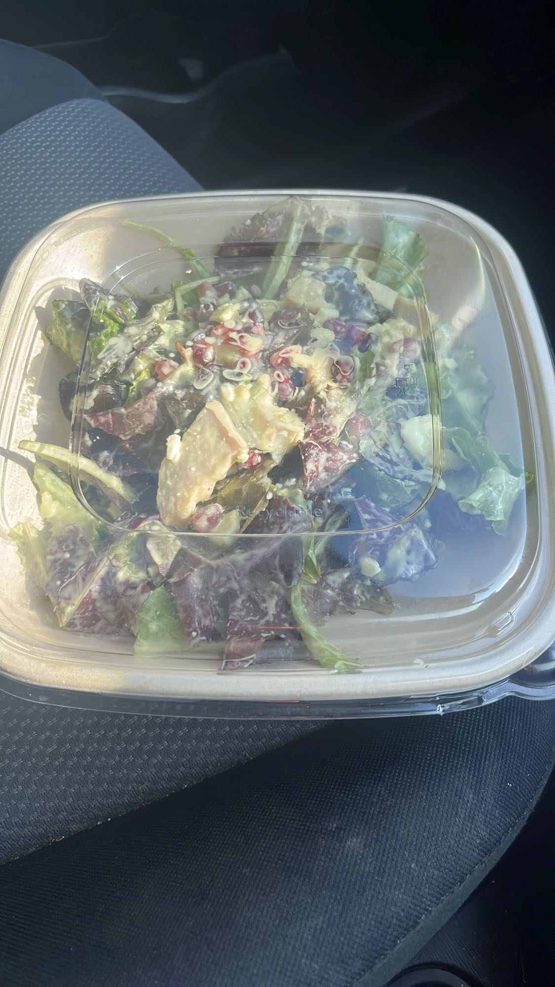 Avocado Pomegranate Salad