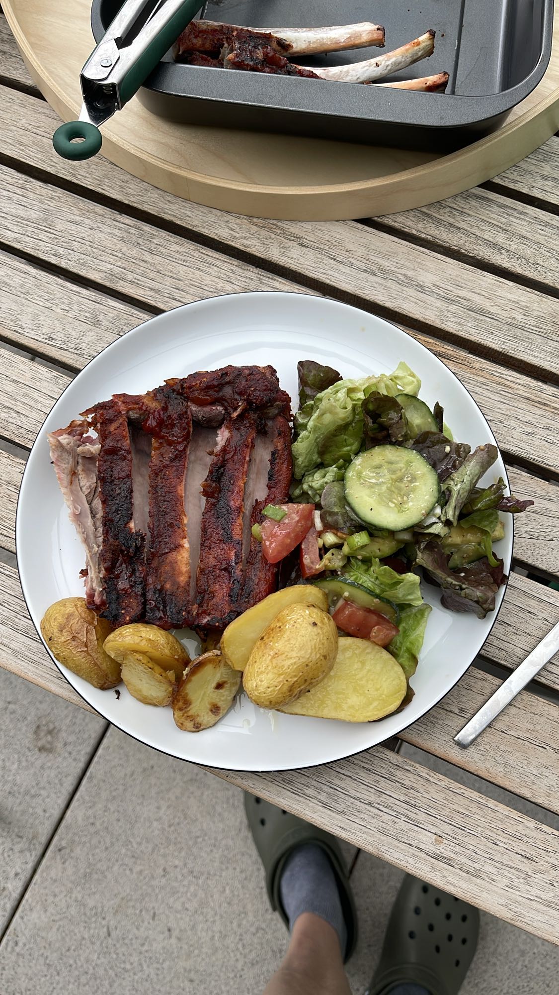 Gegrillte Rippchen Teller