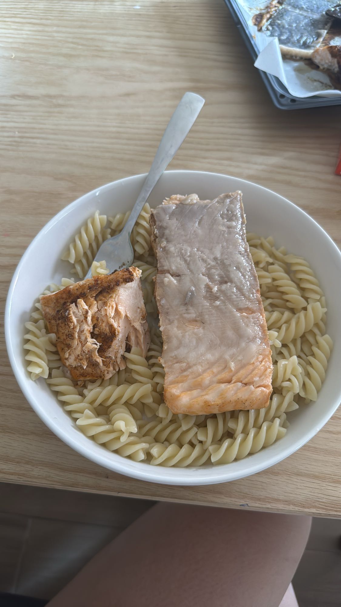 лосось с макаронами