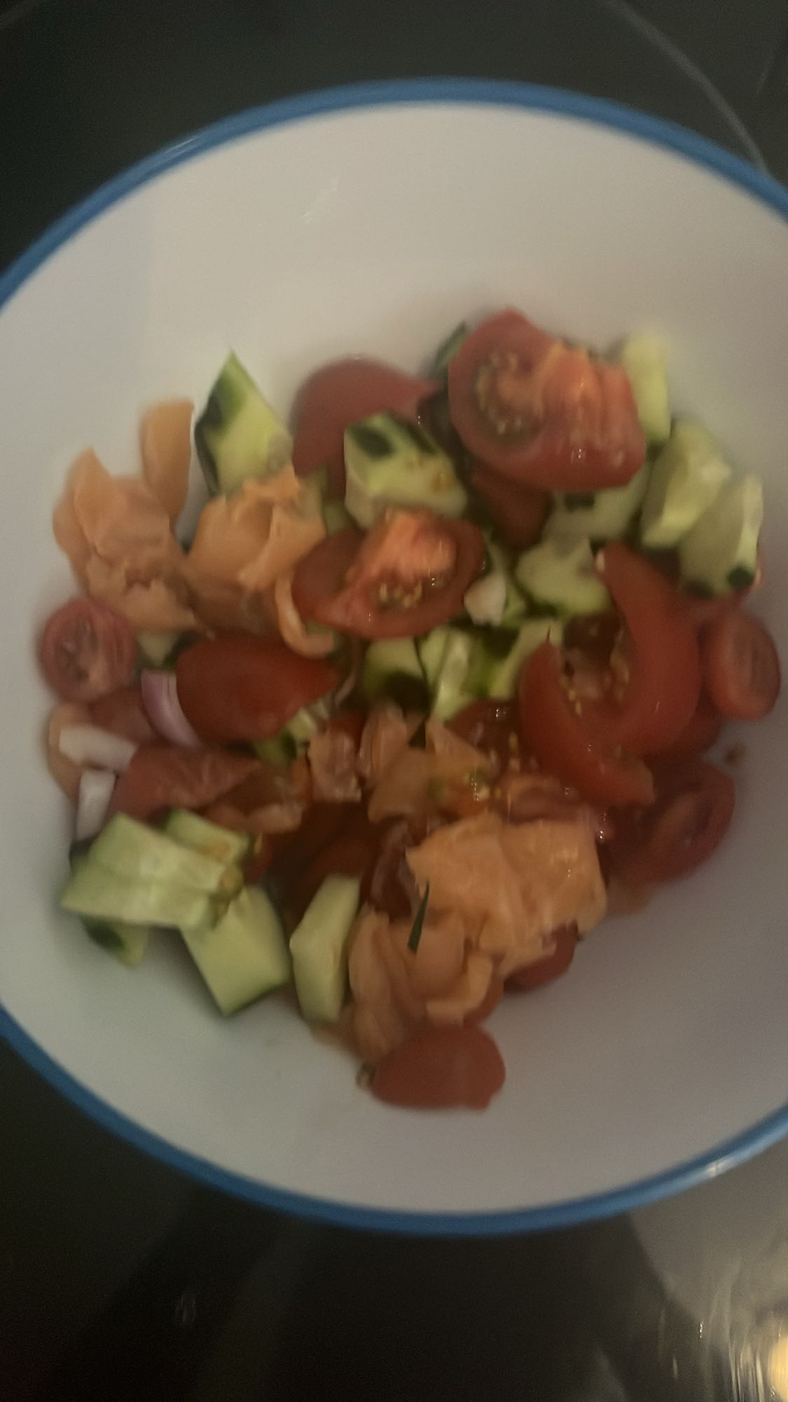 salade saumon crudités