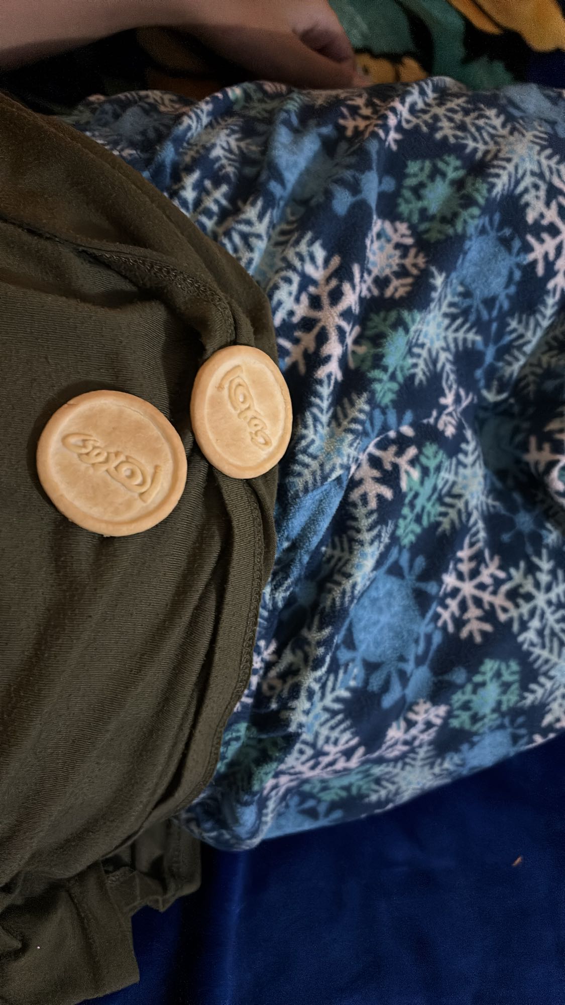 Vanilla sandwich cookies