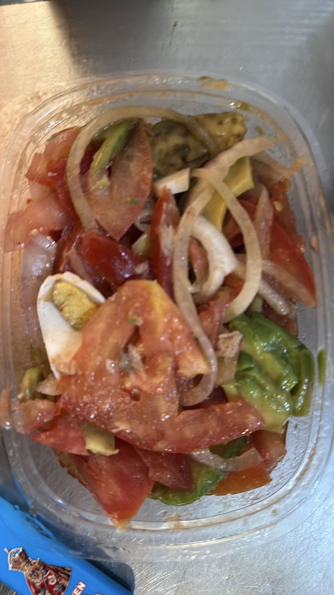 Ensalada fresca con huevo