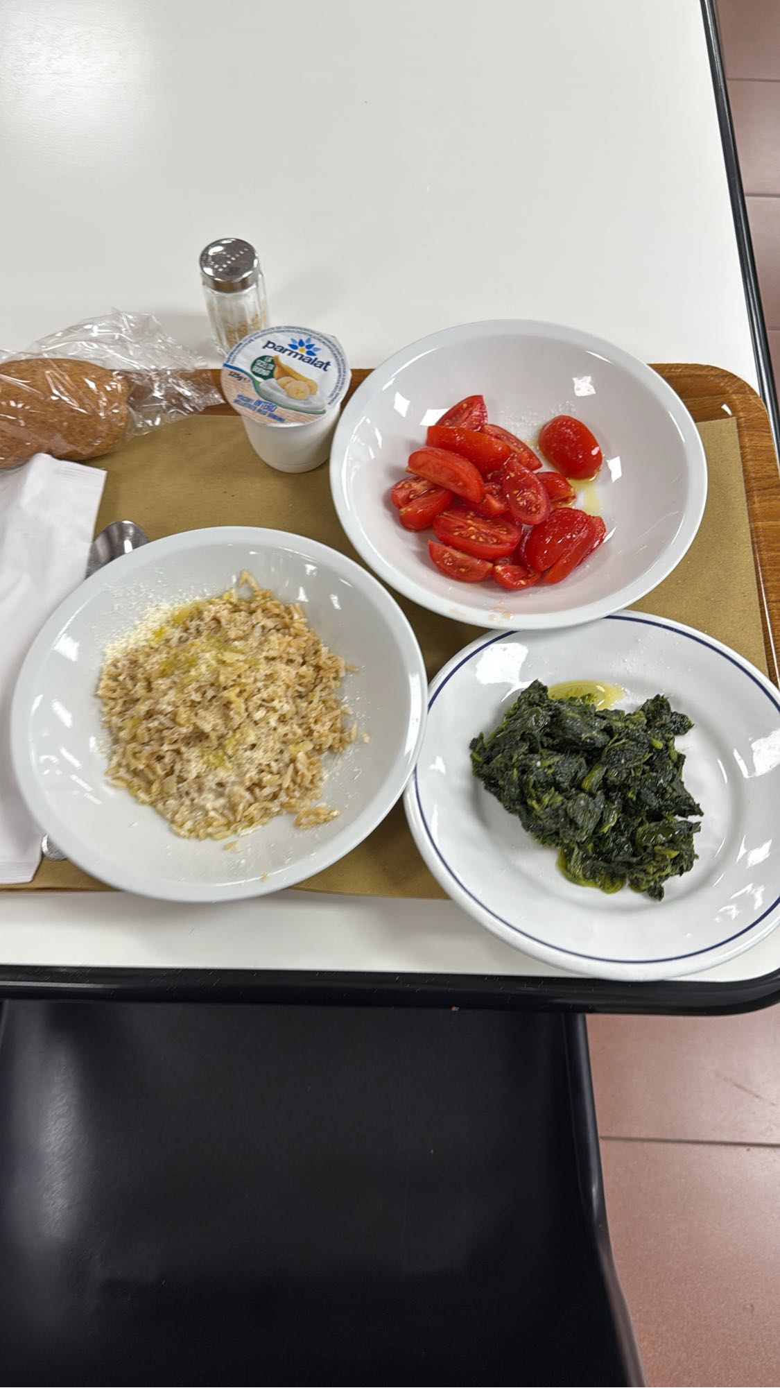 Riso, verdure e yogurt