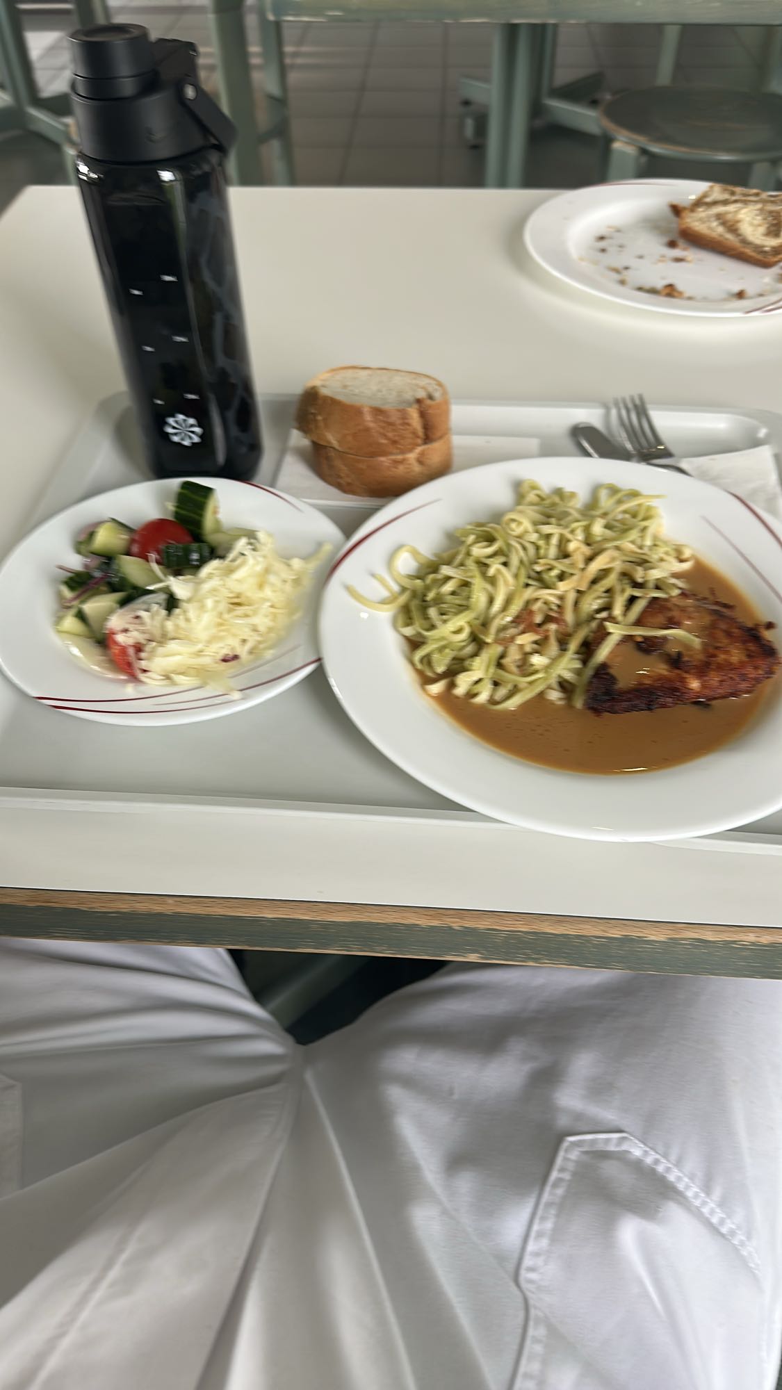 Nudeln mit Hähnchen