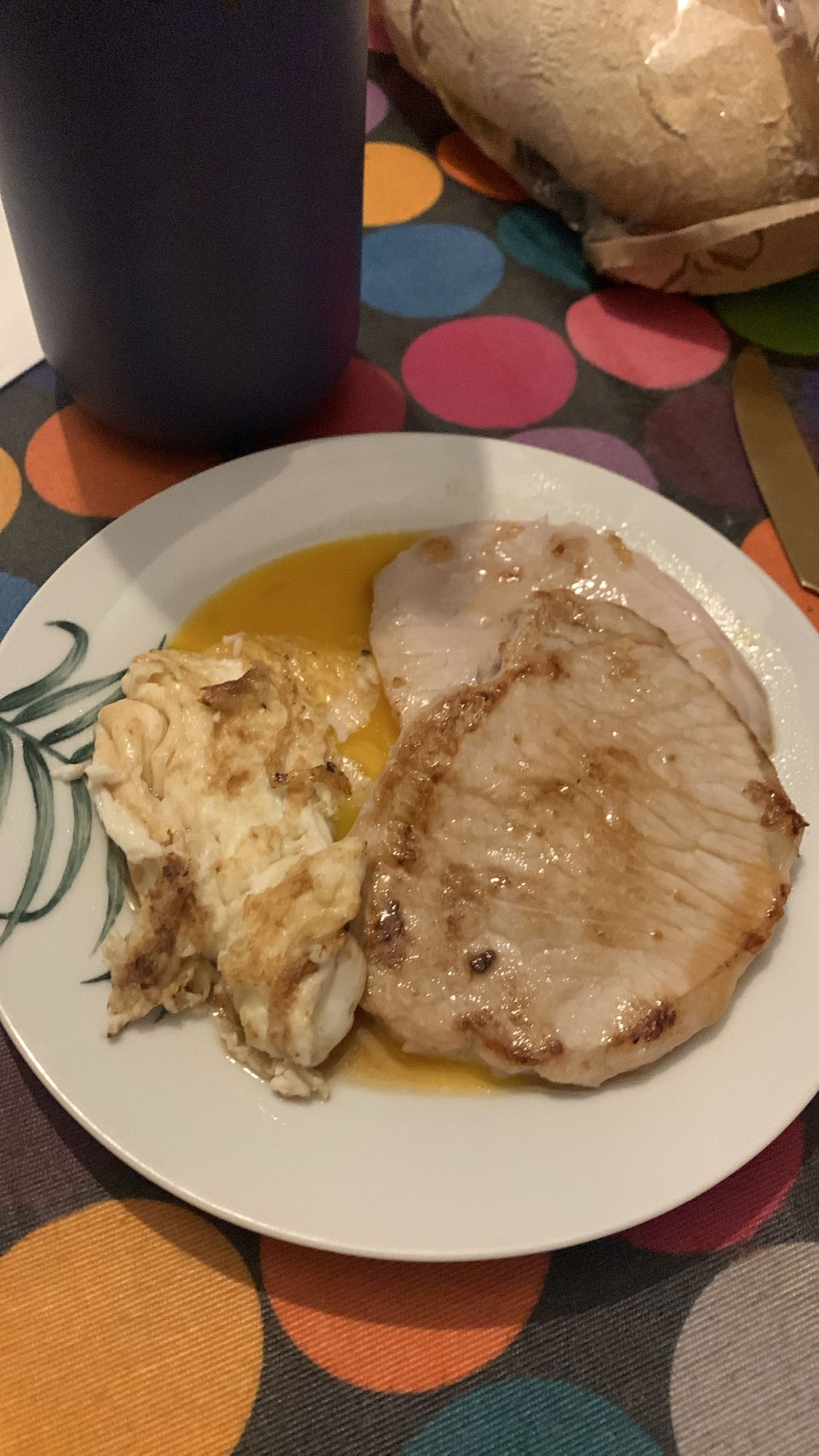 Pechuga y huevo frito