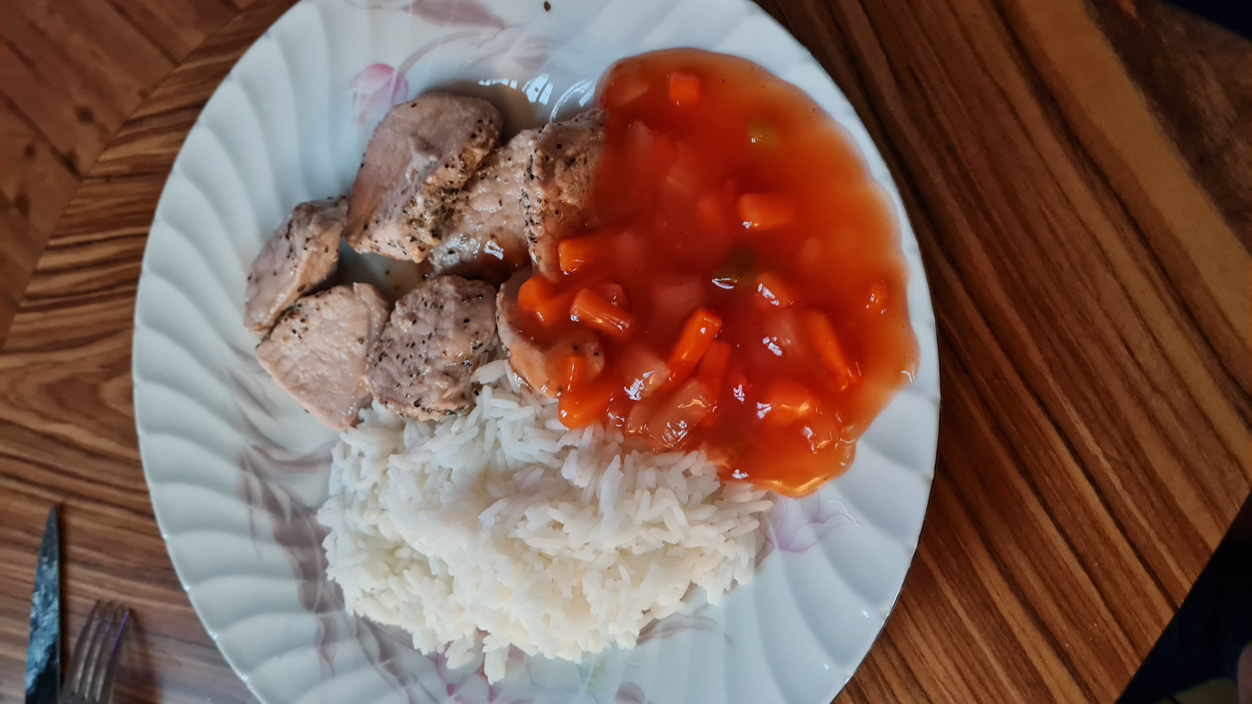 Chicken rice with sweet sauce