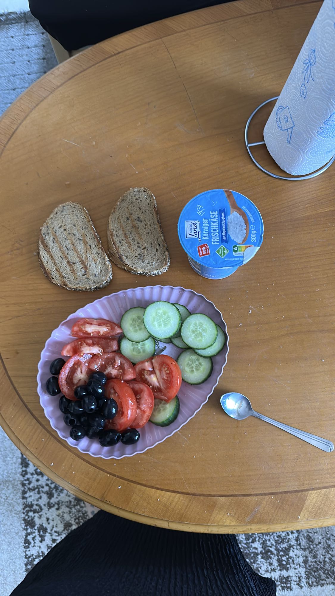 Mic dejun cu legume și brânză