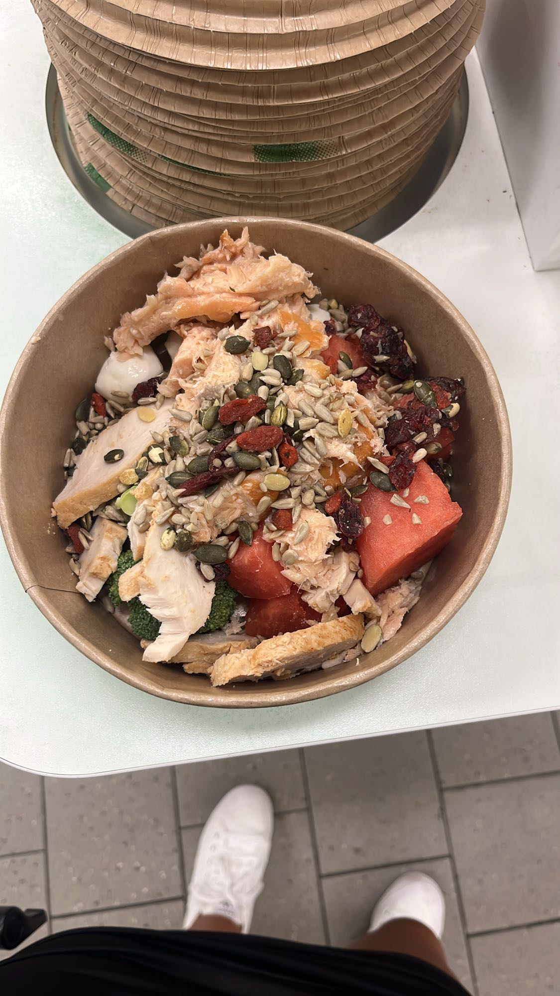 Kyckling- & lax-sallad