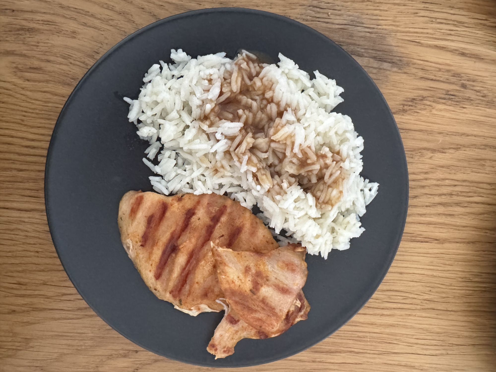 Gegrilde kip met rijst