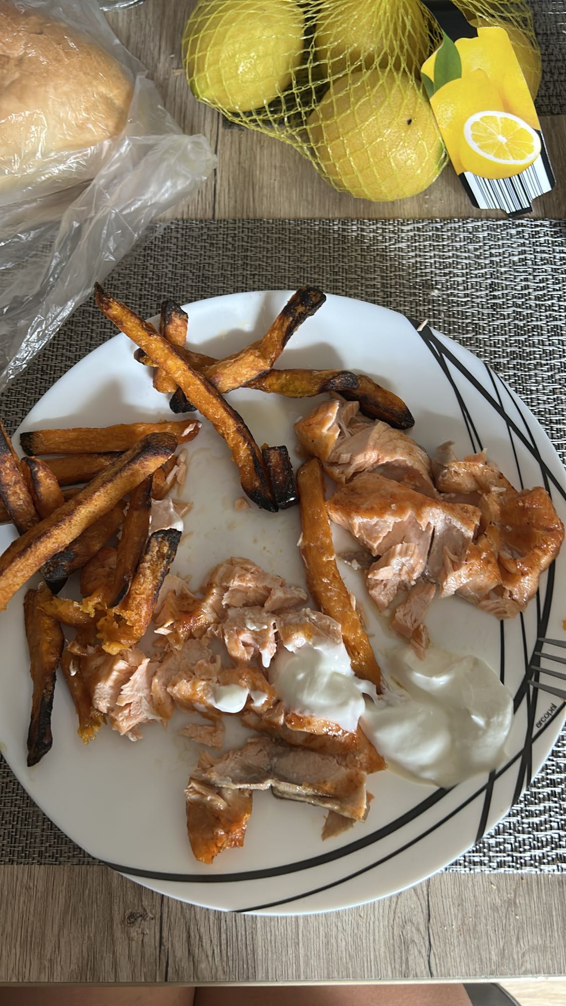 Somon cu cartofi dulci