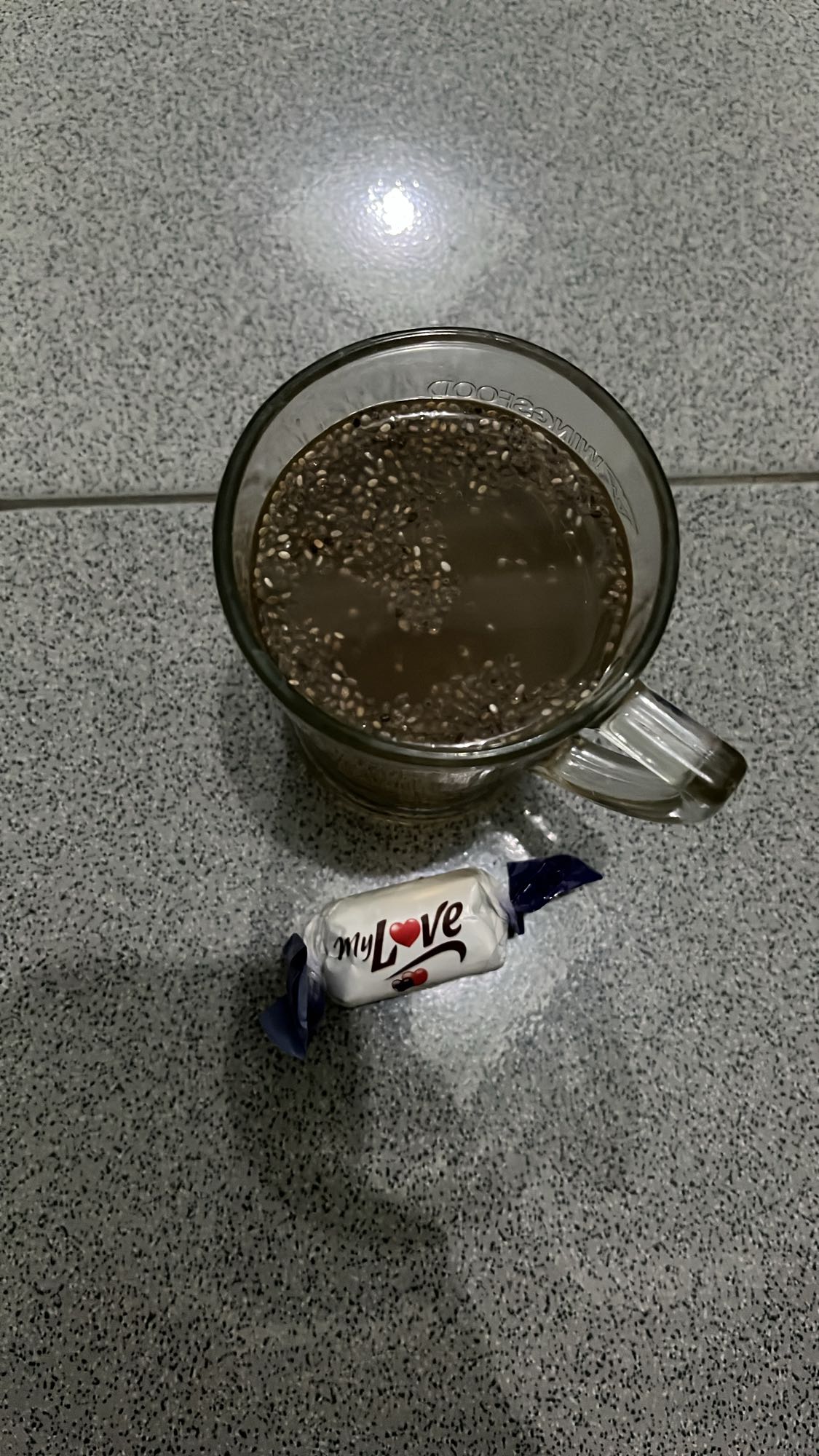 Chia water dan permen