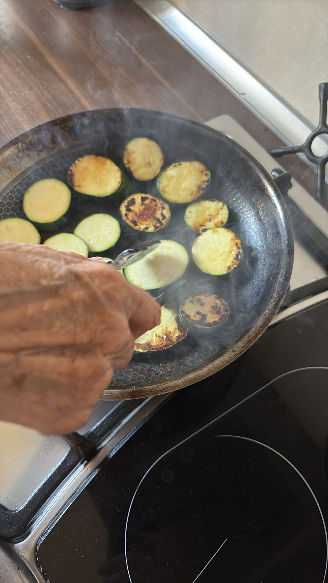 Grilled Zucchini Slices