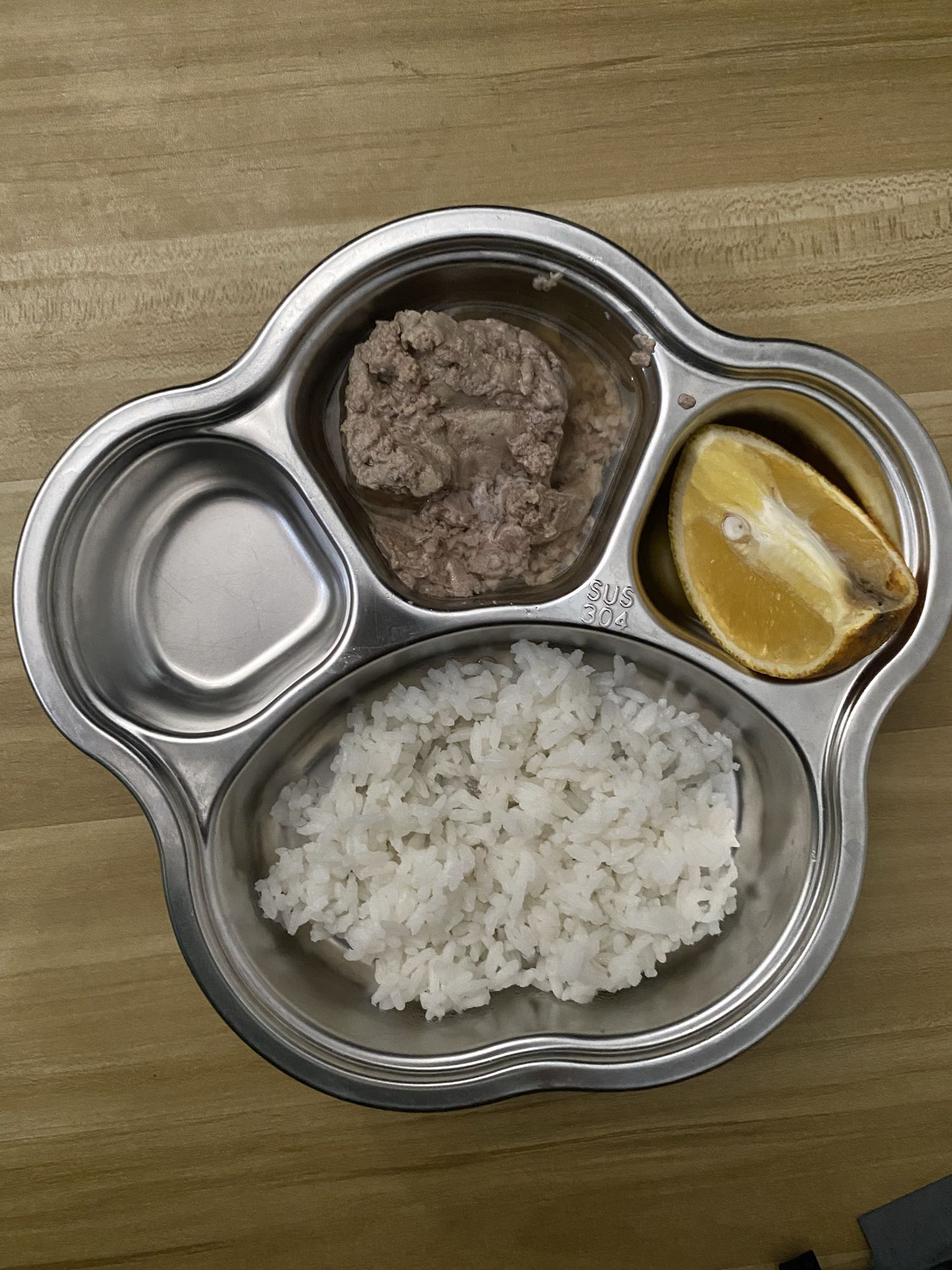 Rice, tuna, orange