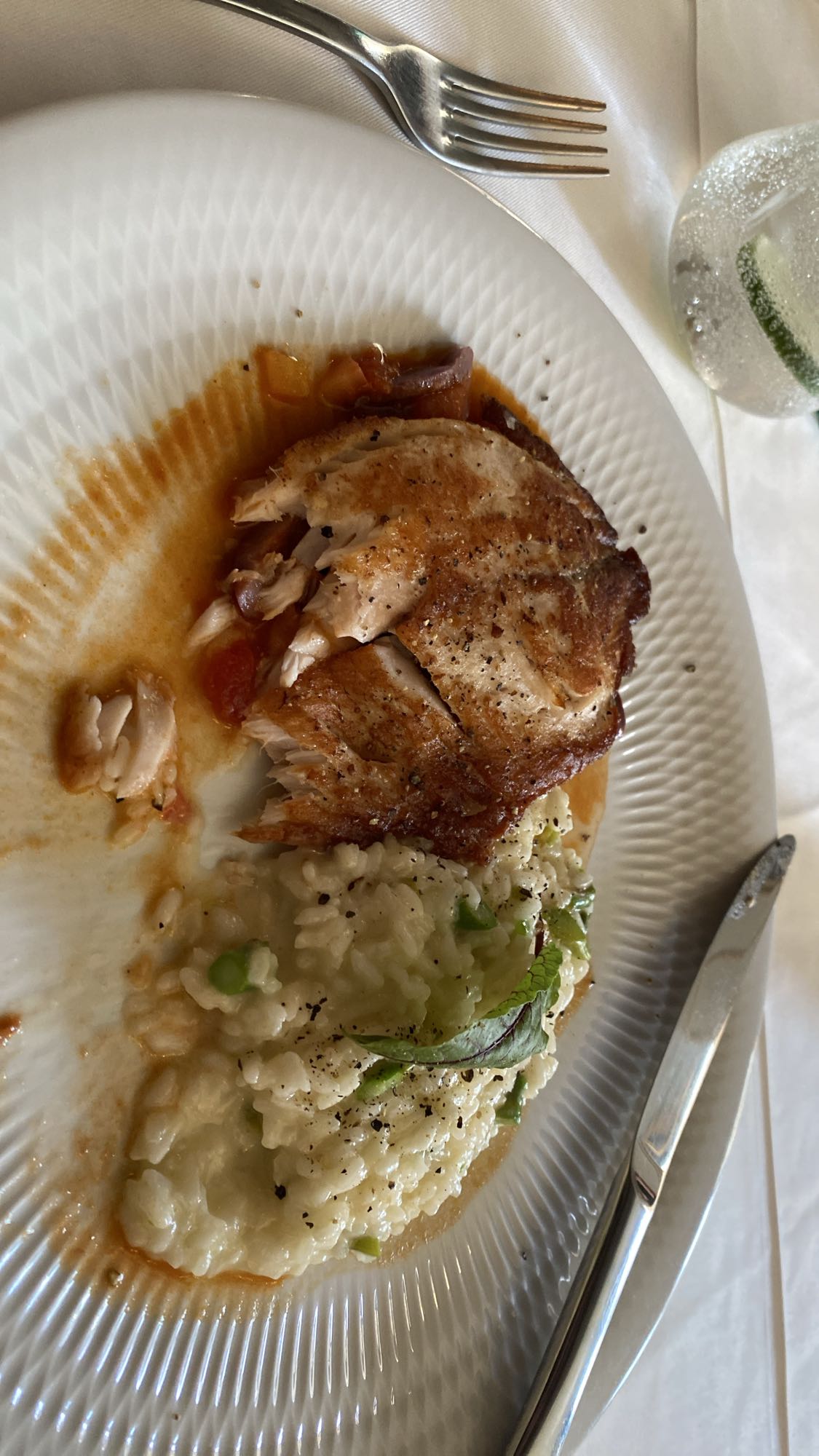 Peixe grelhado com risoto