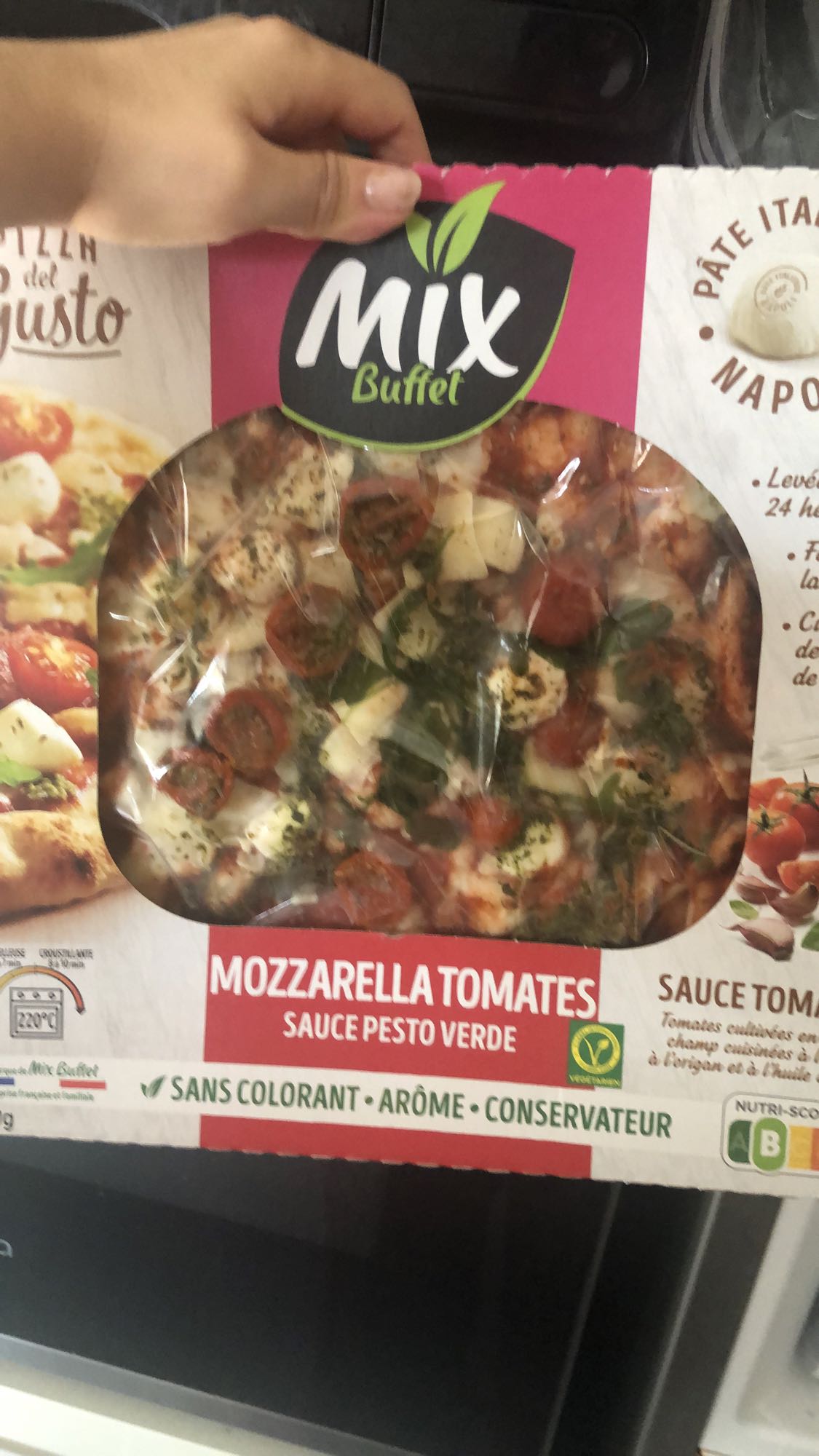 Pizza mozzarella tomates