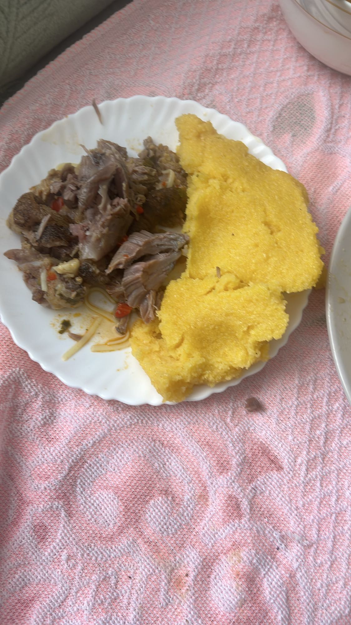 Mămăligă cu carne