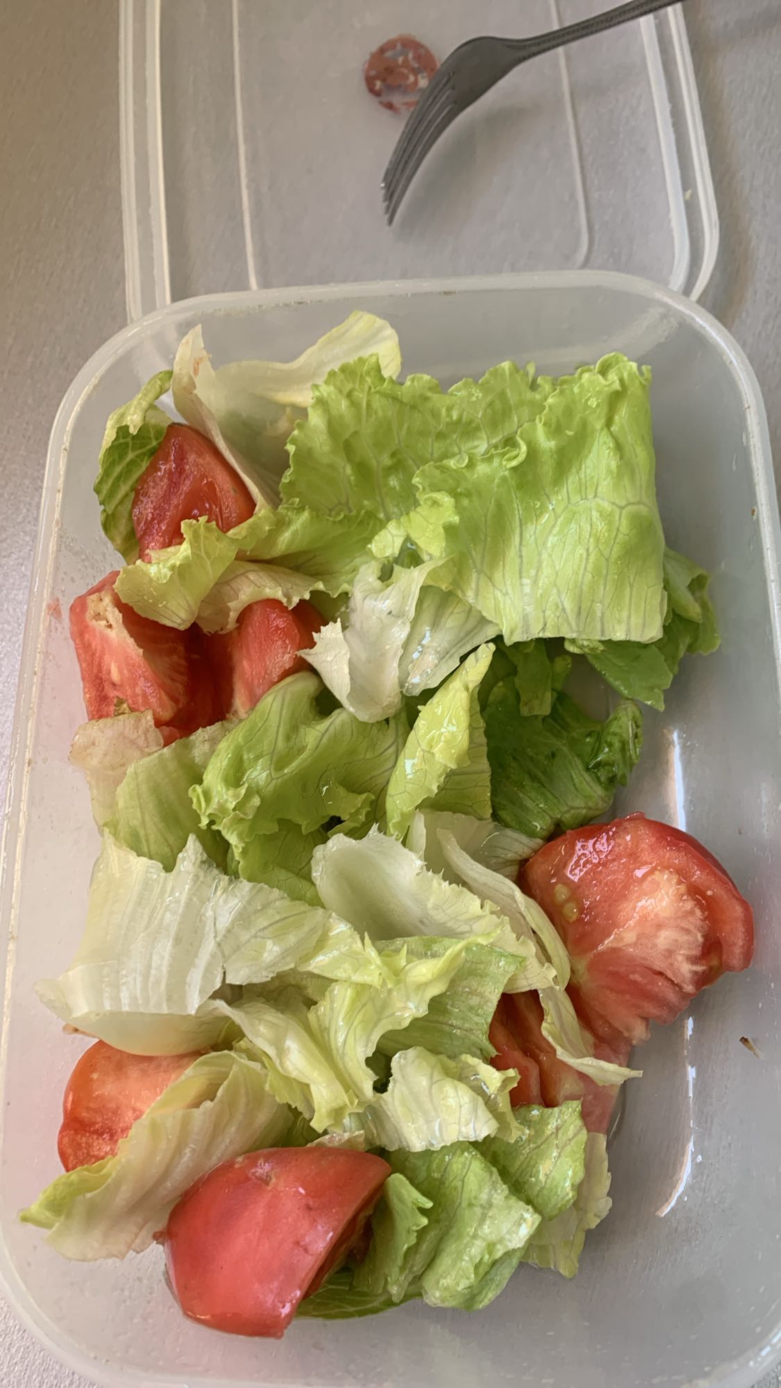 Tomato Lettuce Salad