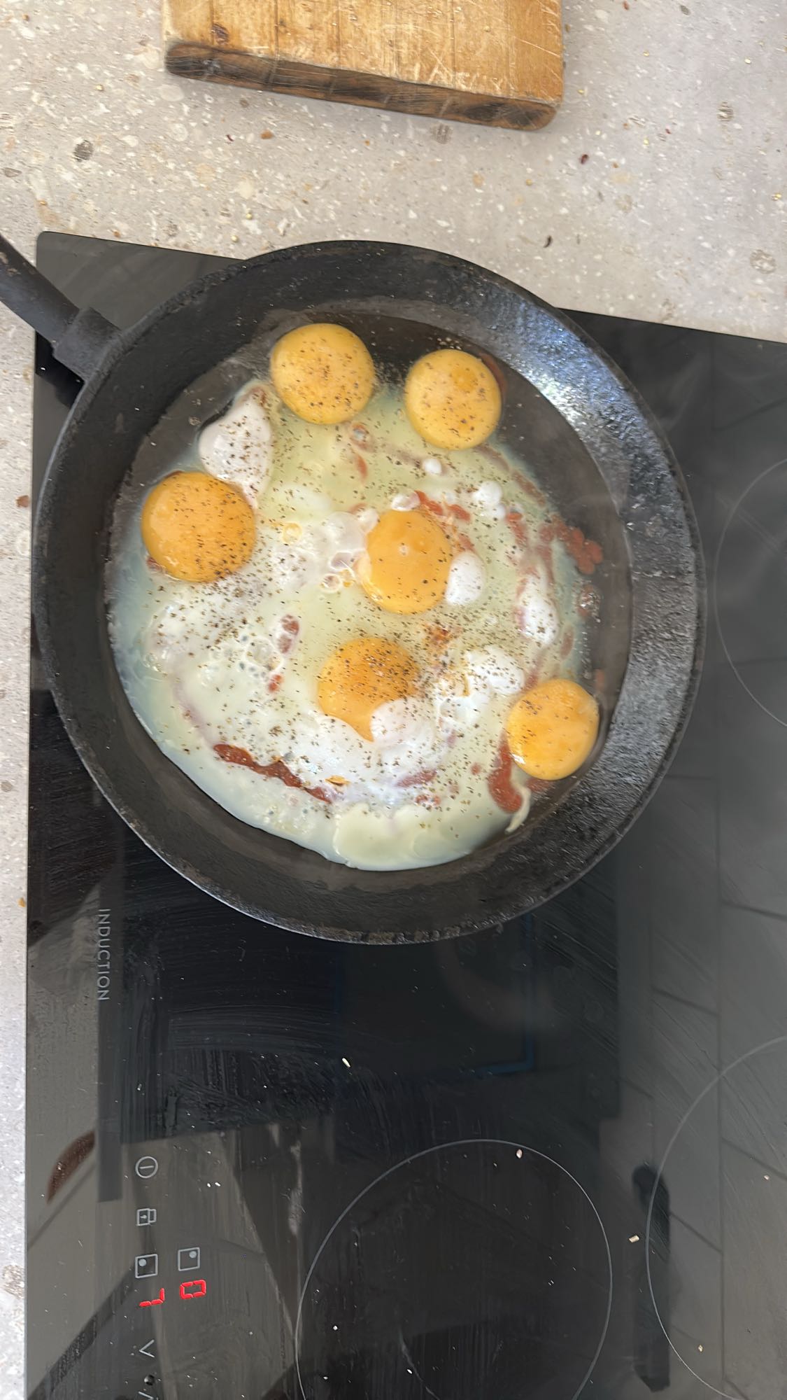 Ägg och bacon stekpanna