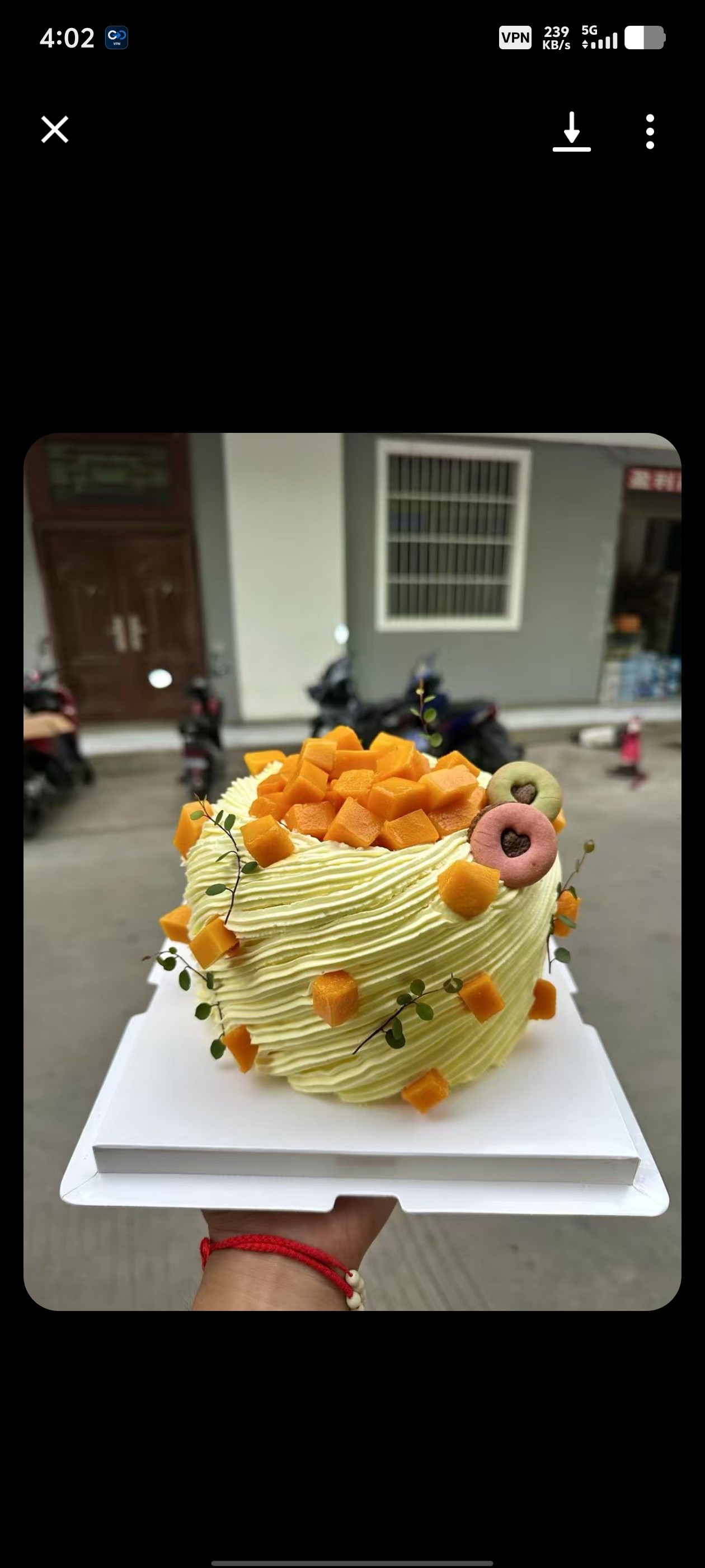Mango cream cake