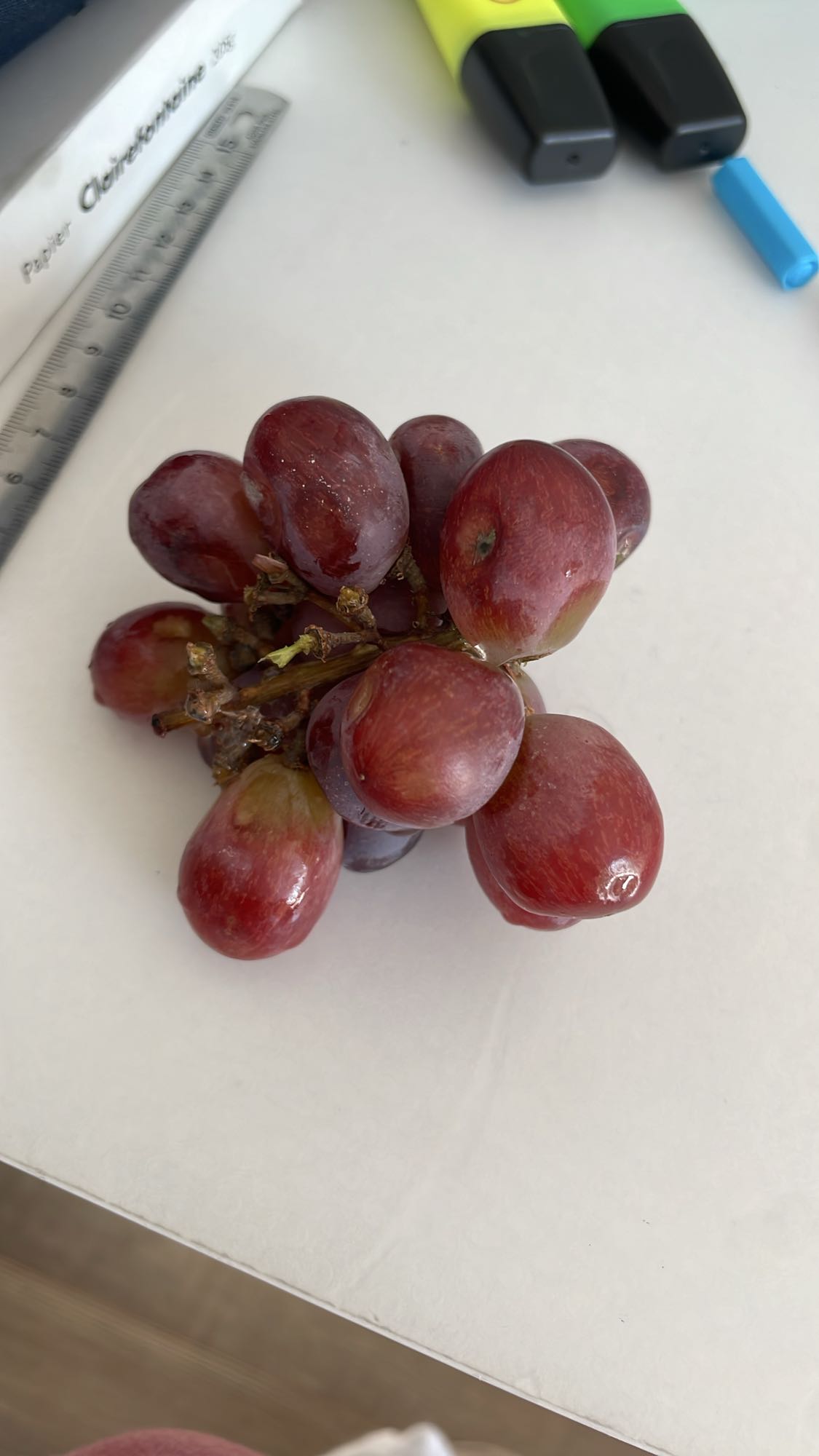 Red Grapes Snack