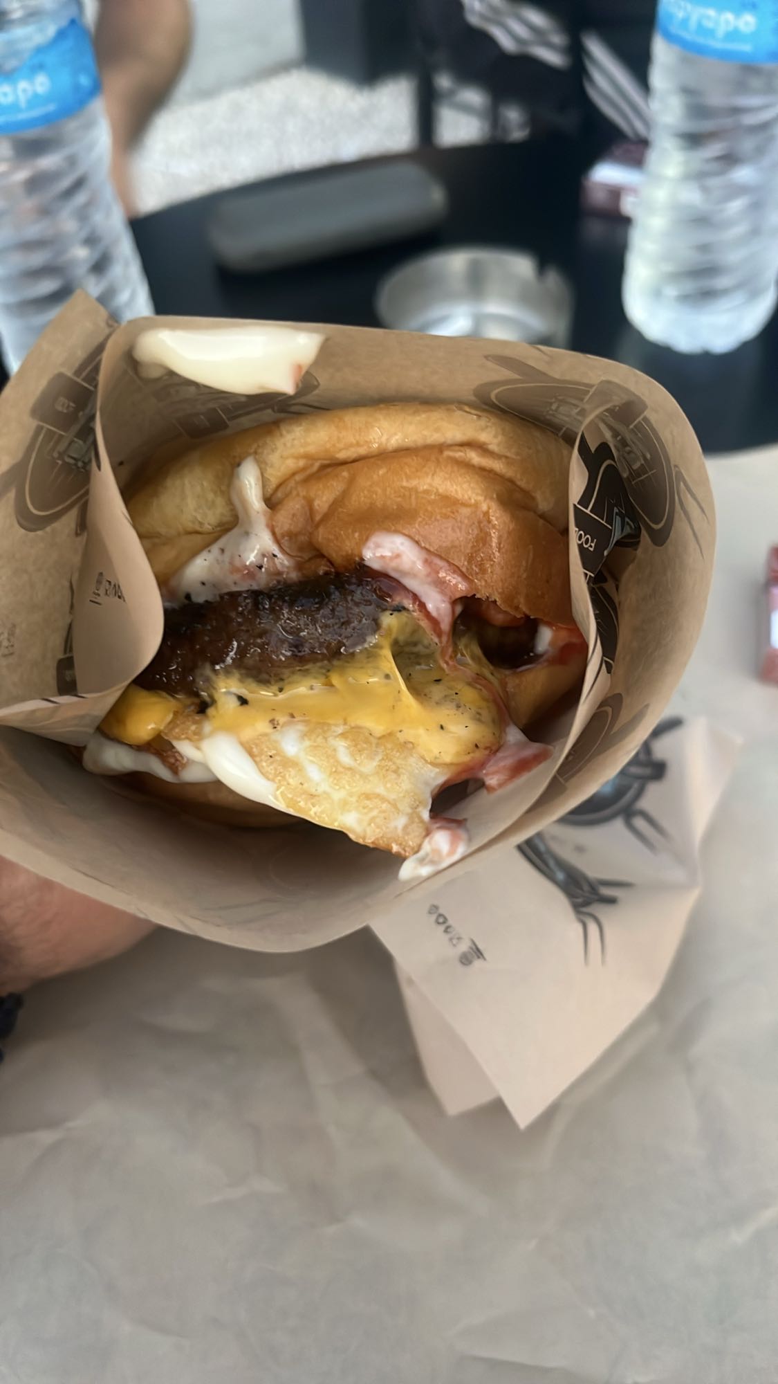 Cheeseburger with Egg