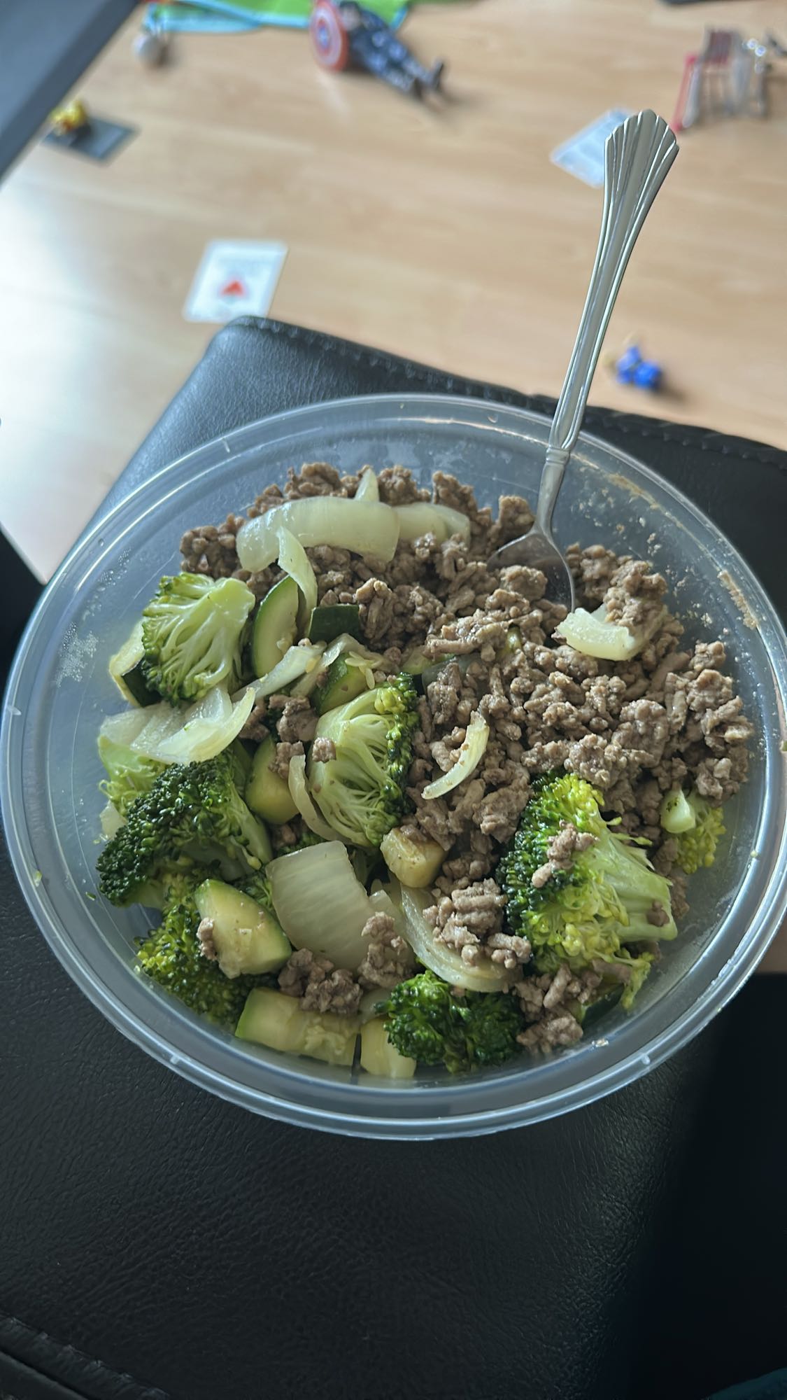 Boeuf et légumes sautés