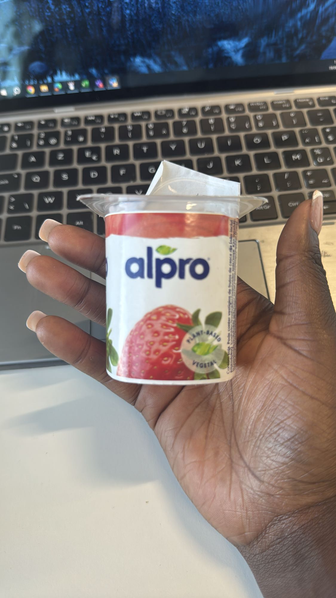 Aardbei soja yoghurt