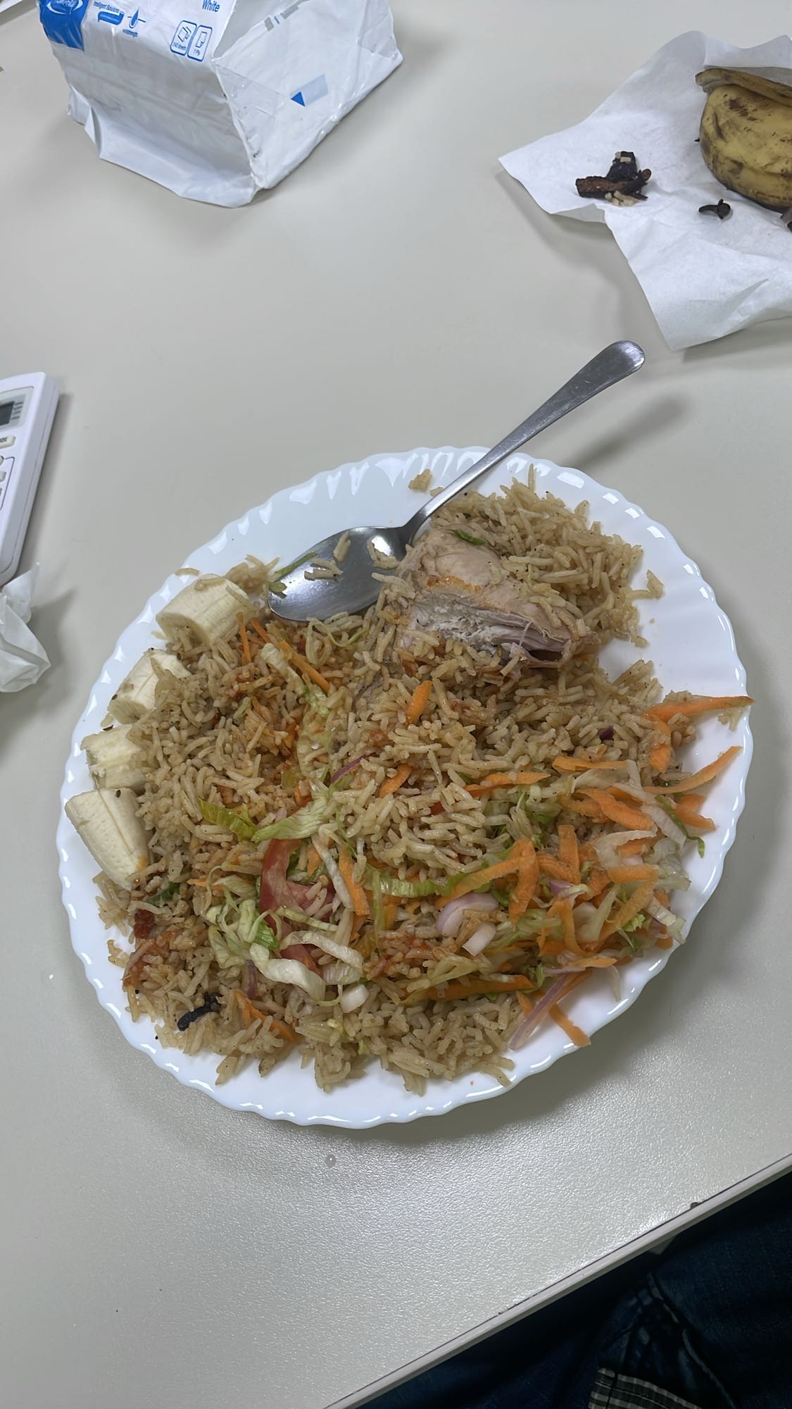 Rice with chicken and salad