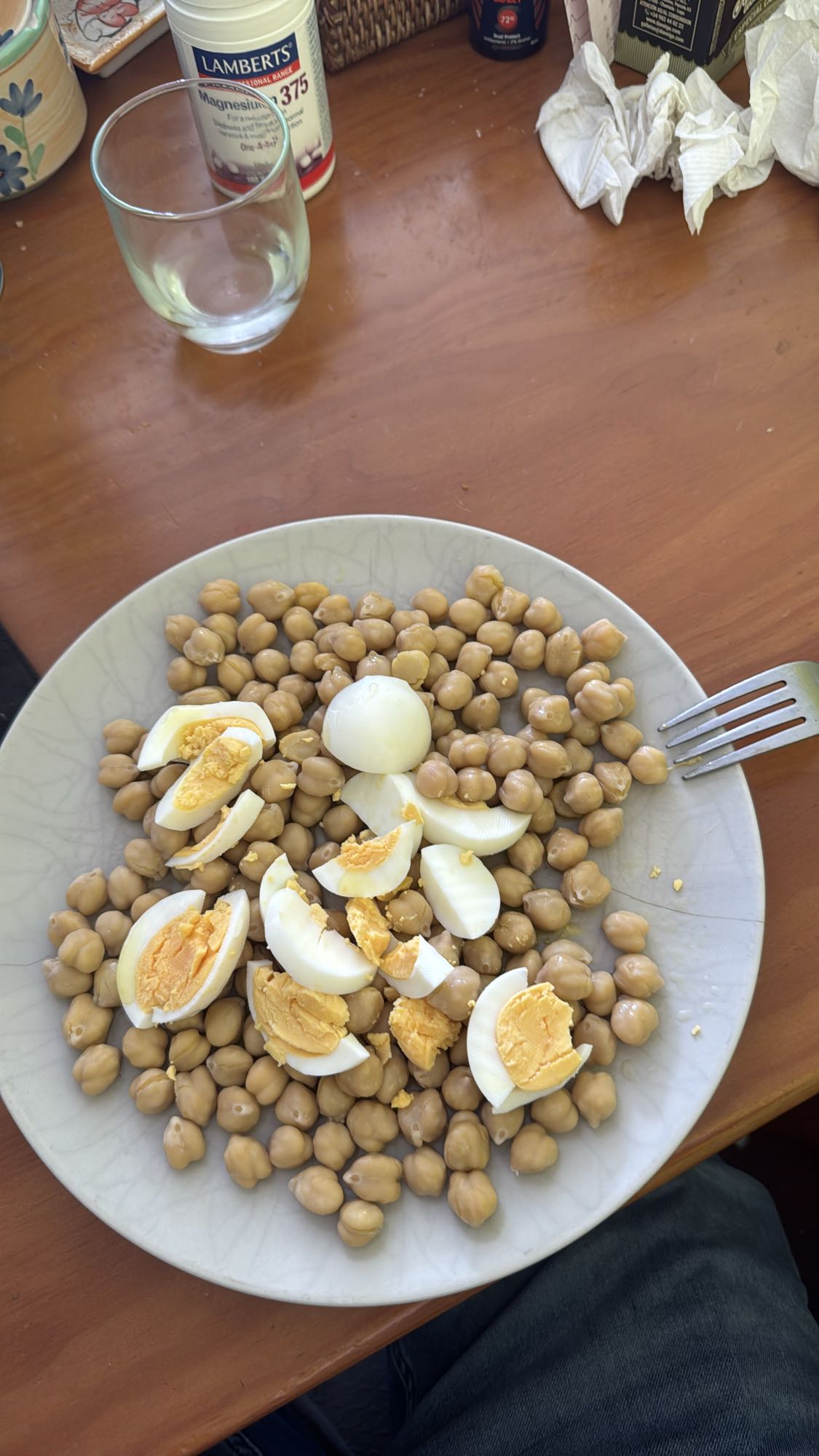 Garbanzos con huevo