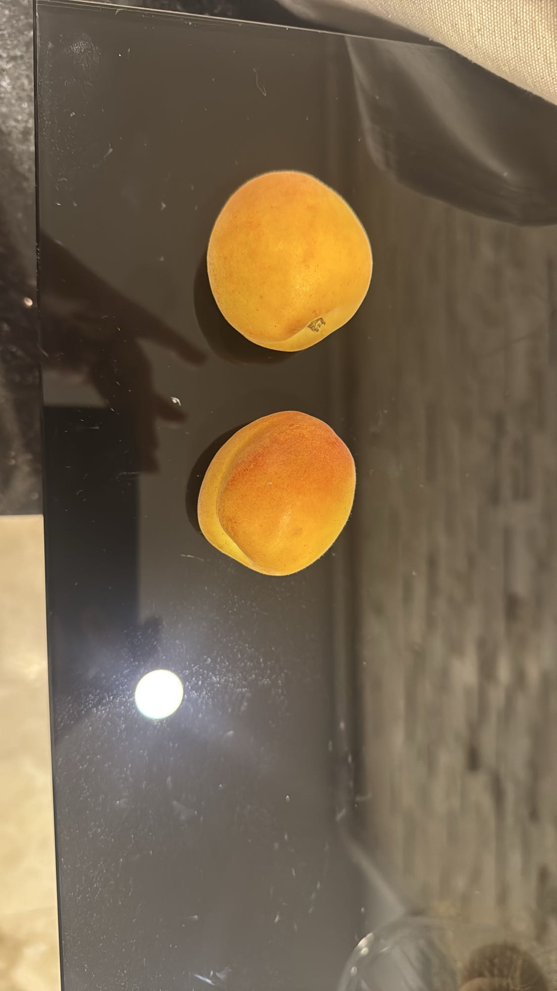 Fresh Apricots