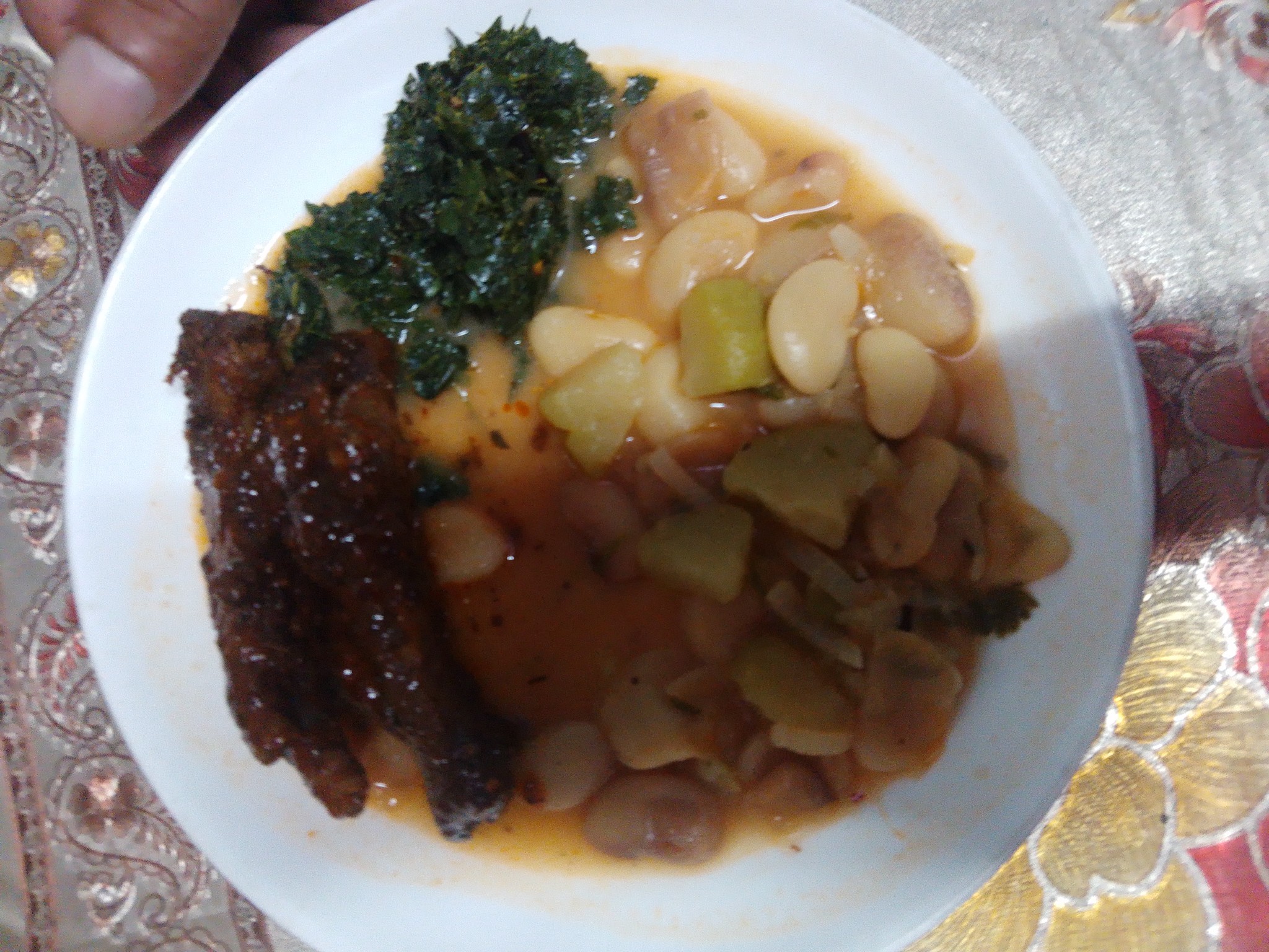 Beans with greens & meat