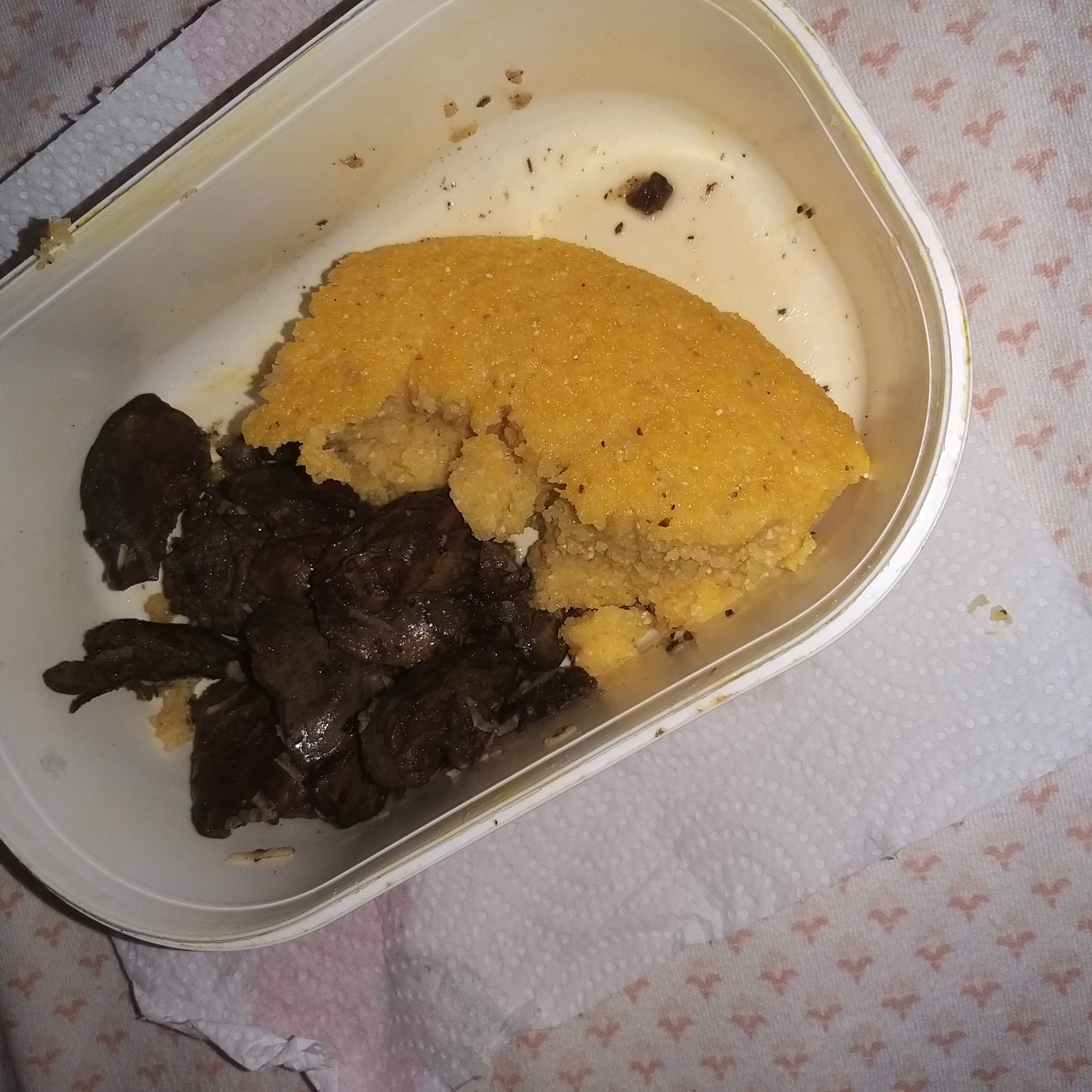 Polenta with chicken liver