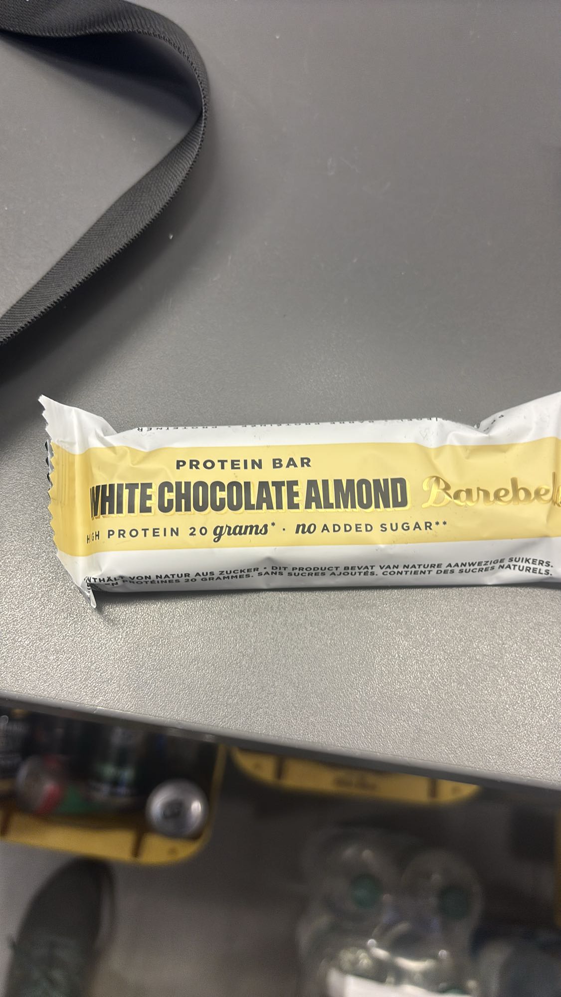 White Chocolate Almond Bar