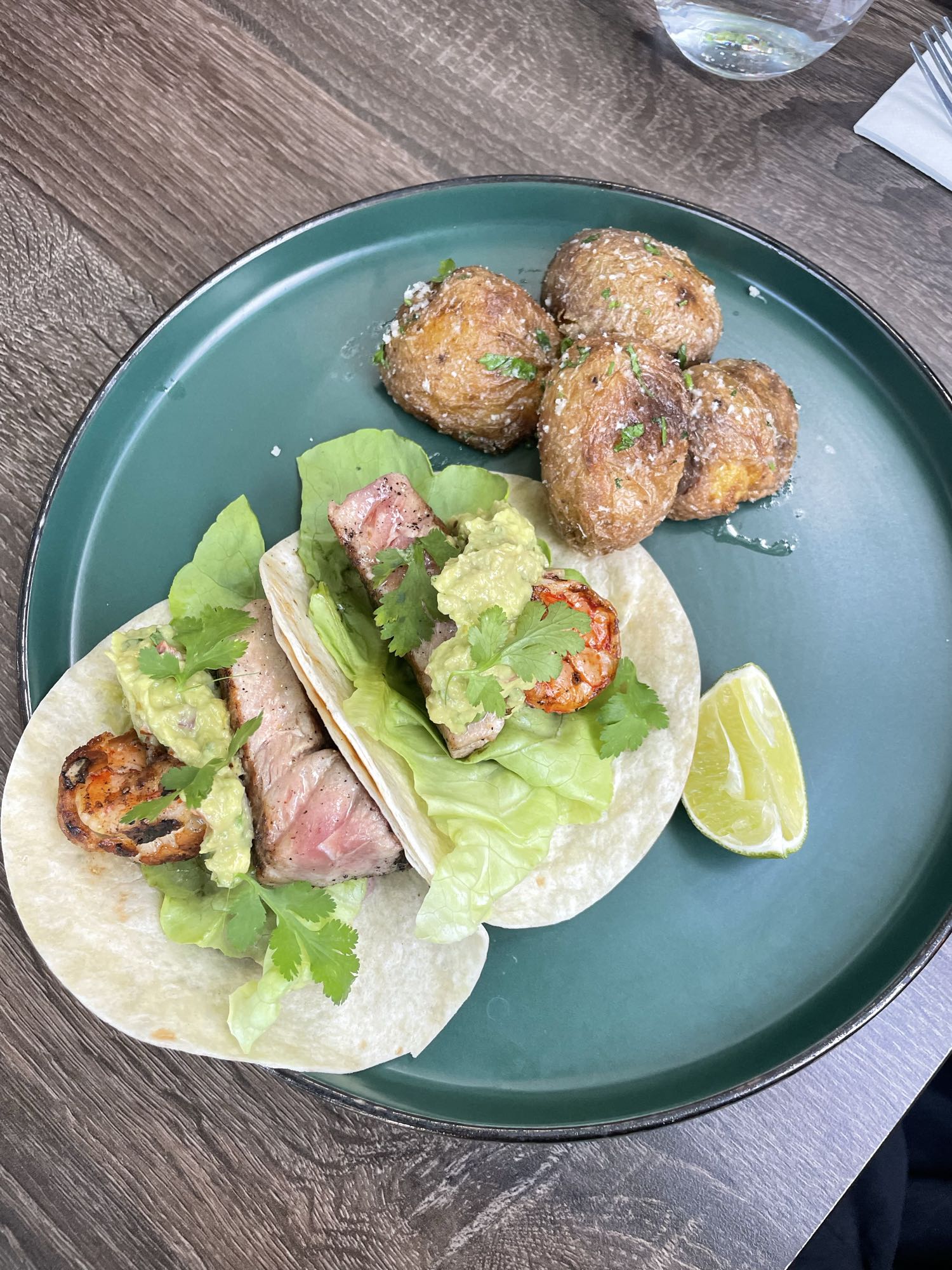 Tacos cu cartofi și creveți