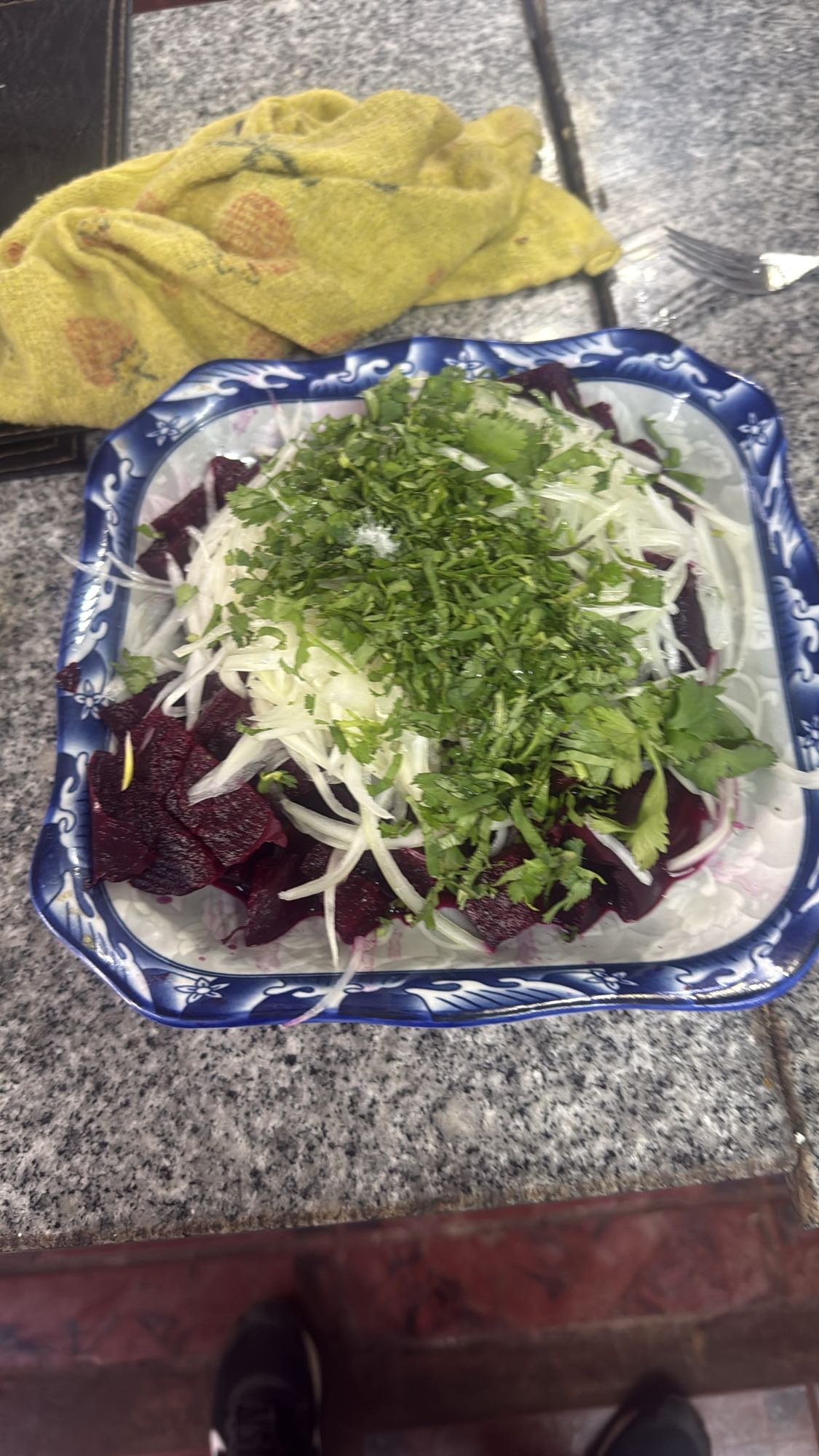 Ensalada de betabel y cebolla