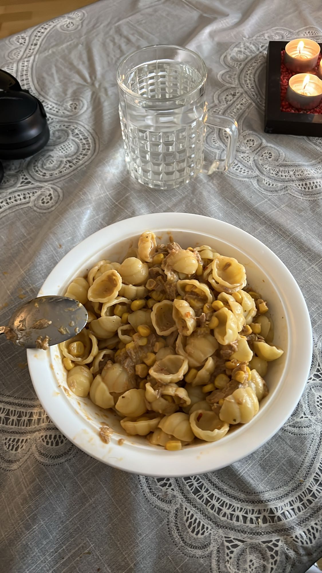 Tonfiskpasta med majs