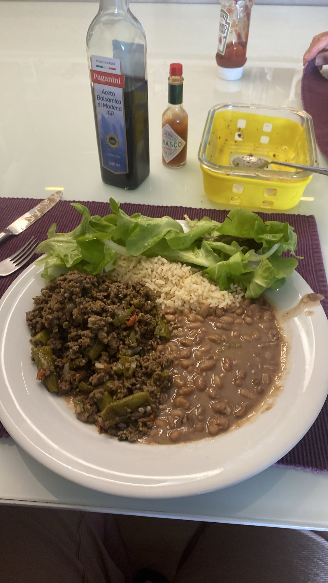 Arroz, feijão e carne moída